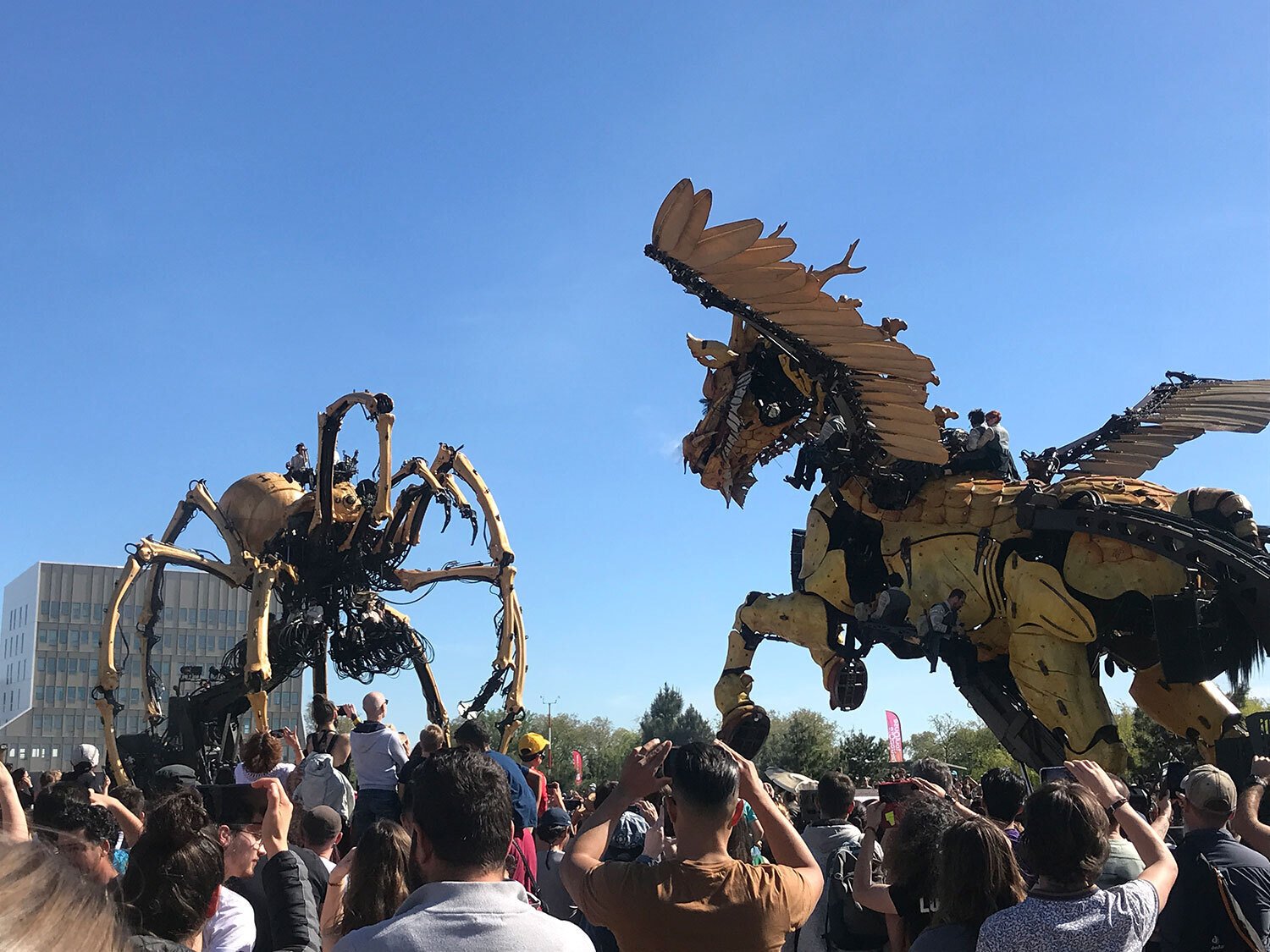 🇫🇷南仏トゥールーズの巨大な機械人形 #2－ラ・マシーンの工場見学