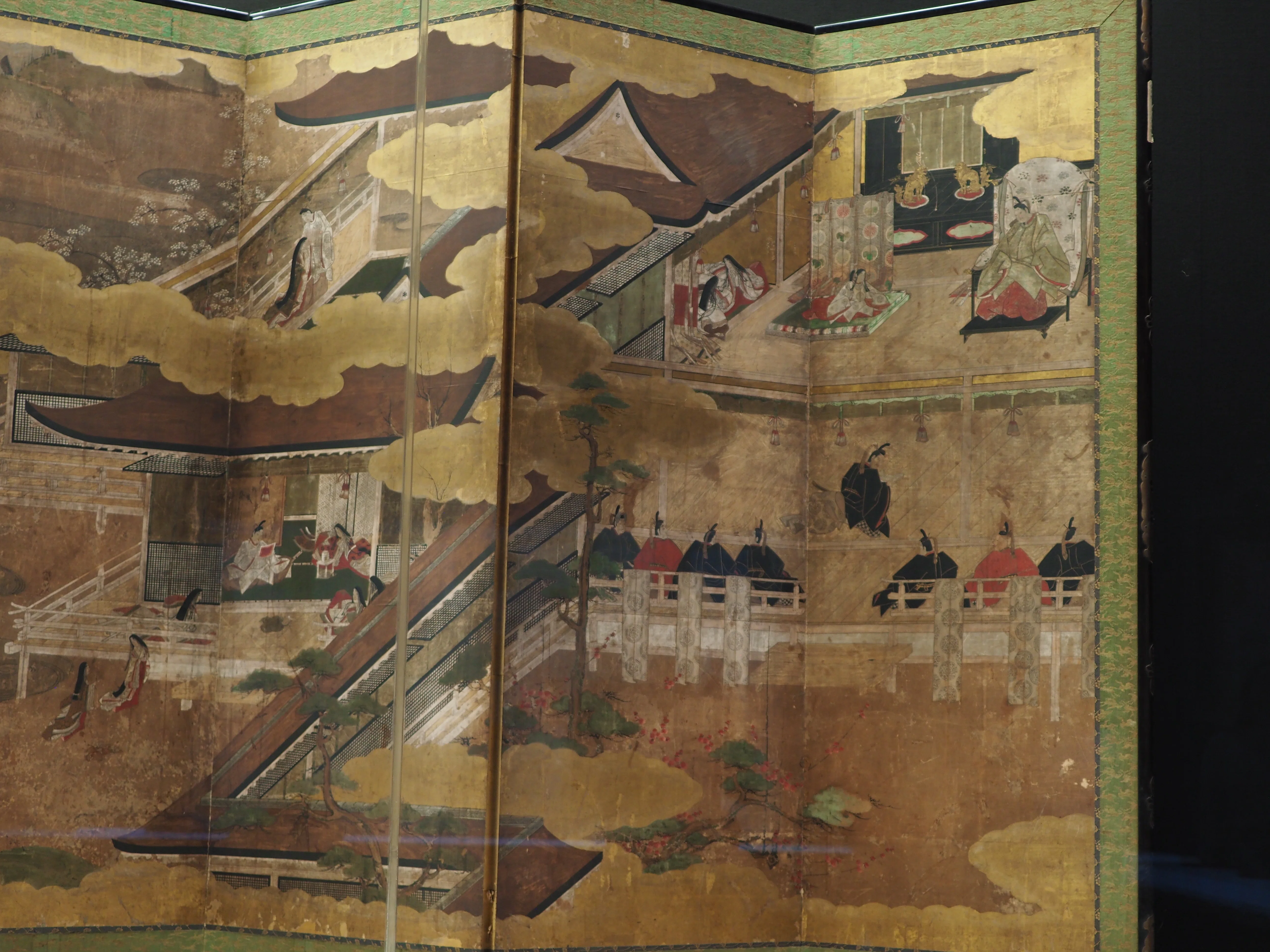 源氏物語』をダイジェストで描いた屏風……東京国立博物館「屏風と襖絵