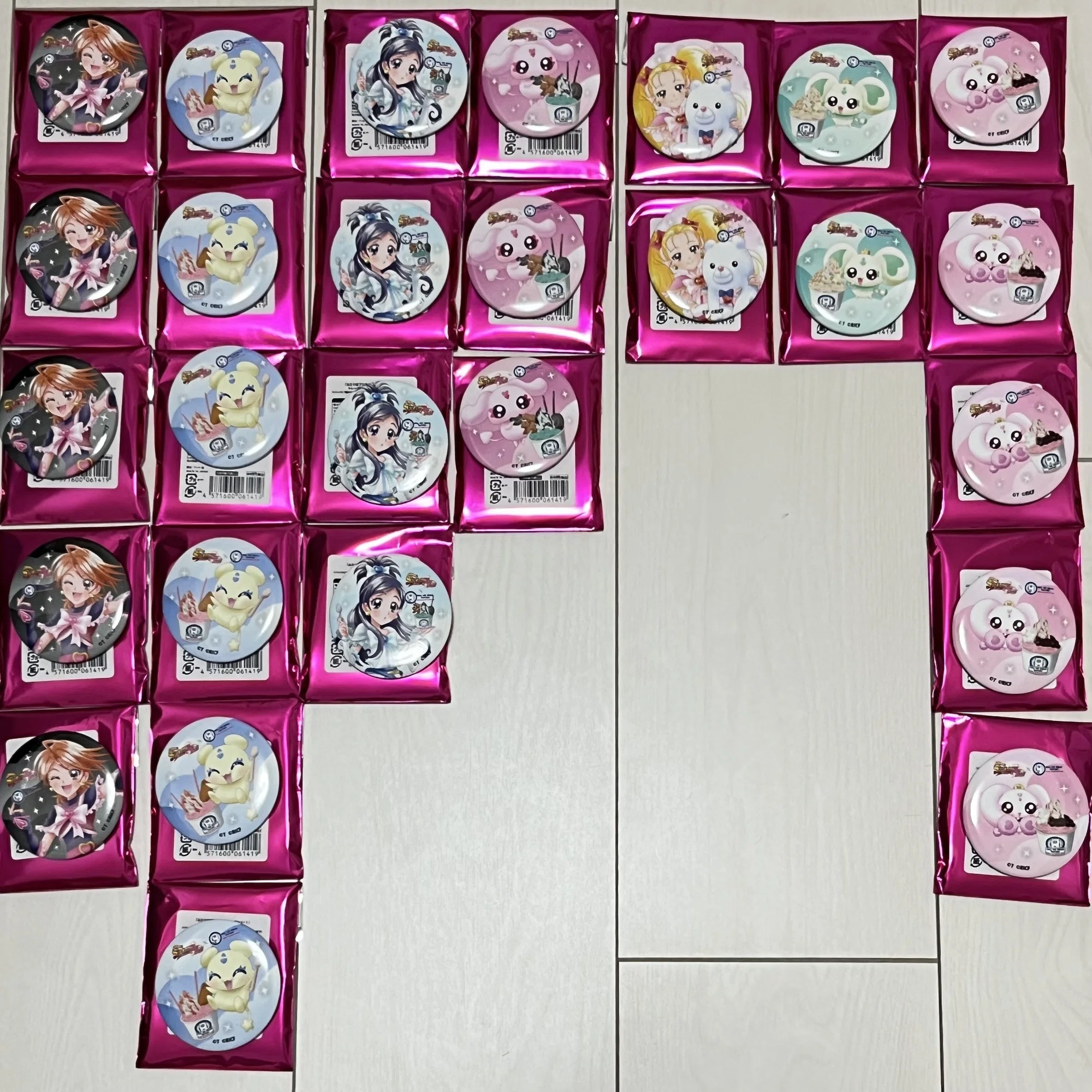 ロールアイスファクトリーとプリキュアコラボ グッズ紹介｜いるか