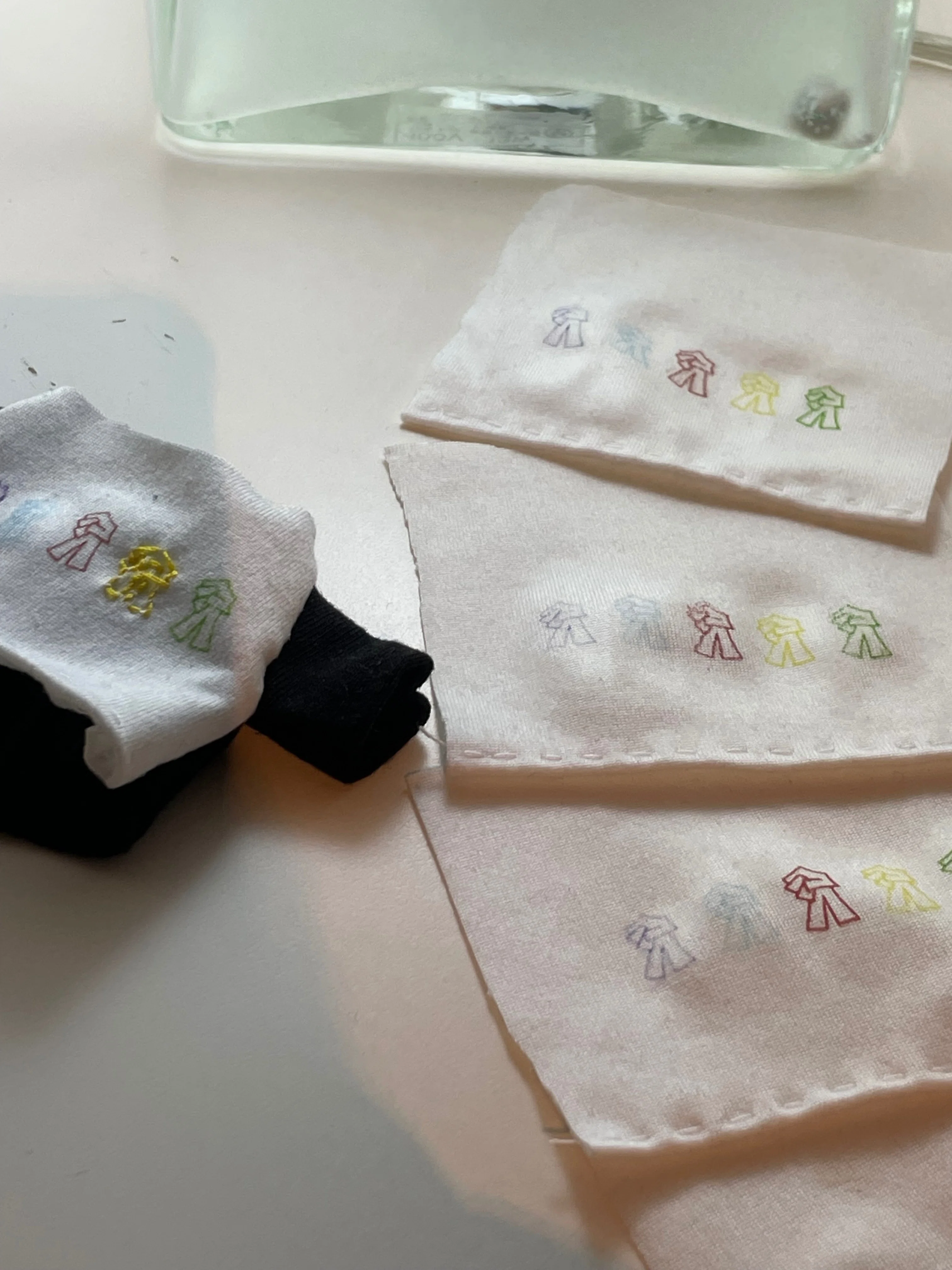Aぇ! group「世界で1番AぇLIVE」のツアTぬい服の製作過程｜mic