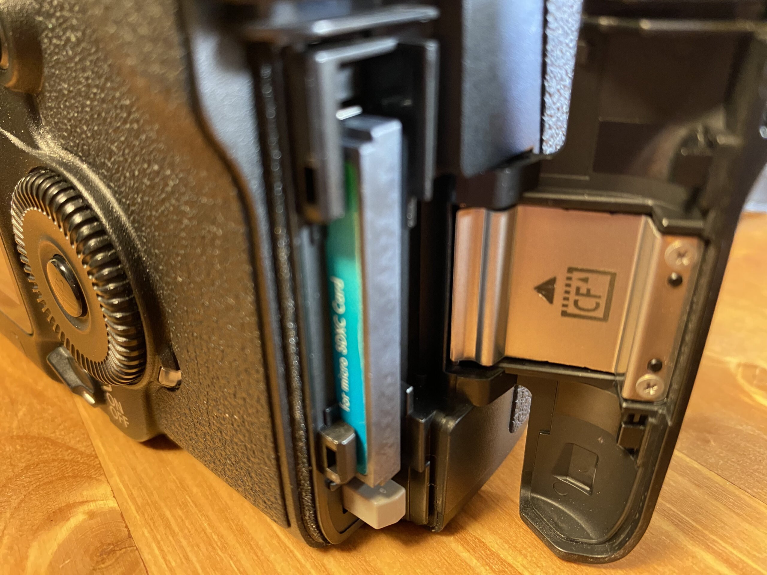 【即購入OK】キャノン EOS 5D Mark II（CFアダプター付） EOS 5D Mark II Canon キヤノン 超望遠トリプルレンズセット CF