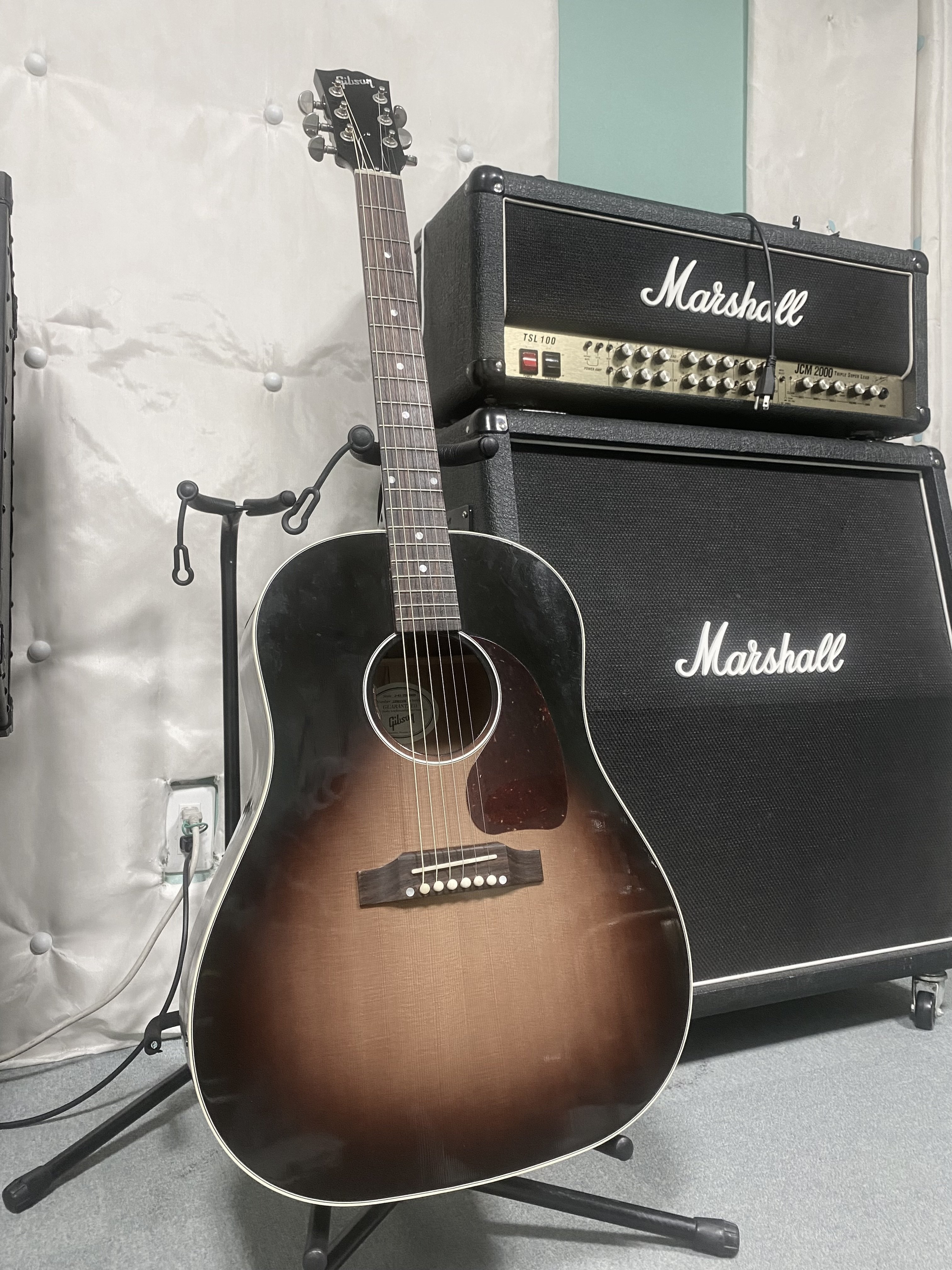気分はジョンレノン！by Gibson エピフォンAJ202エレアコ 音出し良好