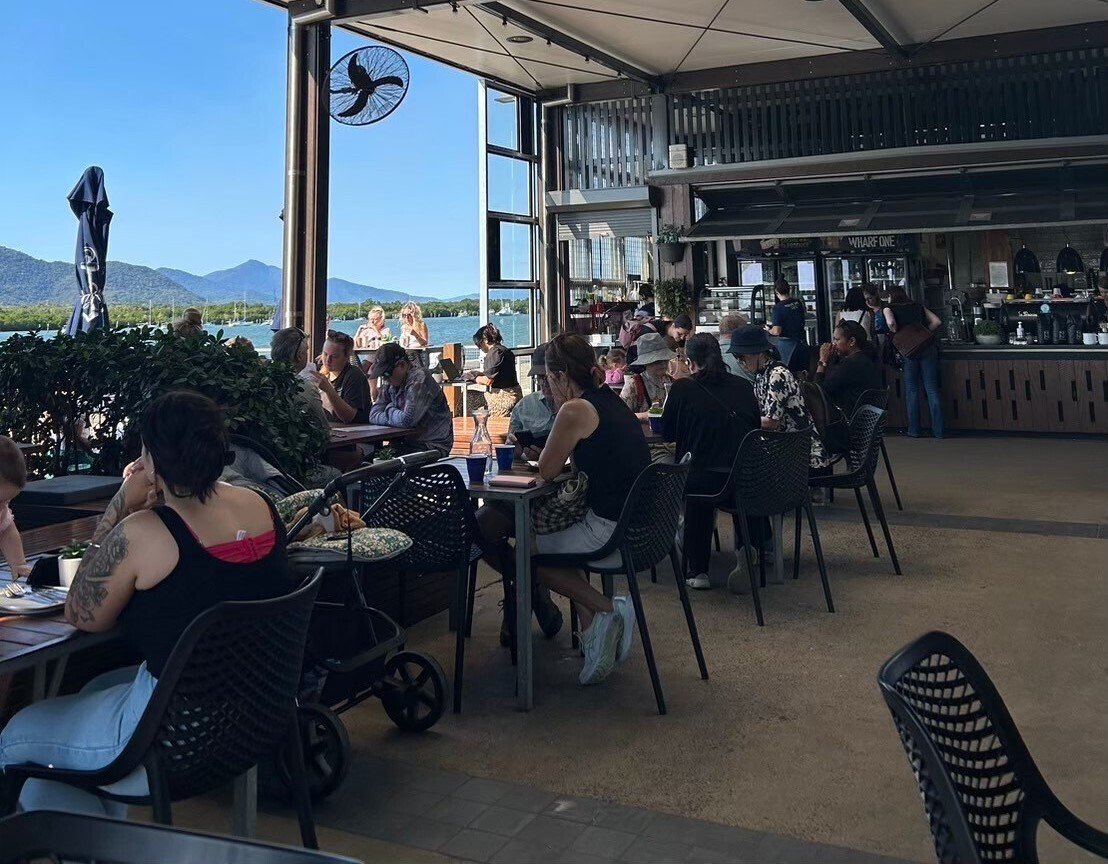 【中古】 産構法の解説 新たな産業調整へ向けて/経済産業調査会/通商産業省産業政策局 2040年の日本の成長に必要な産業構造転換 製造業など3分野が軸