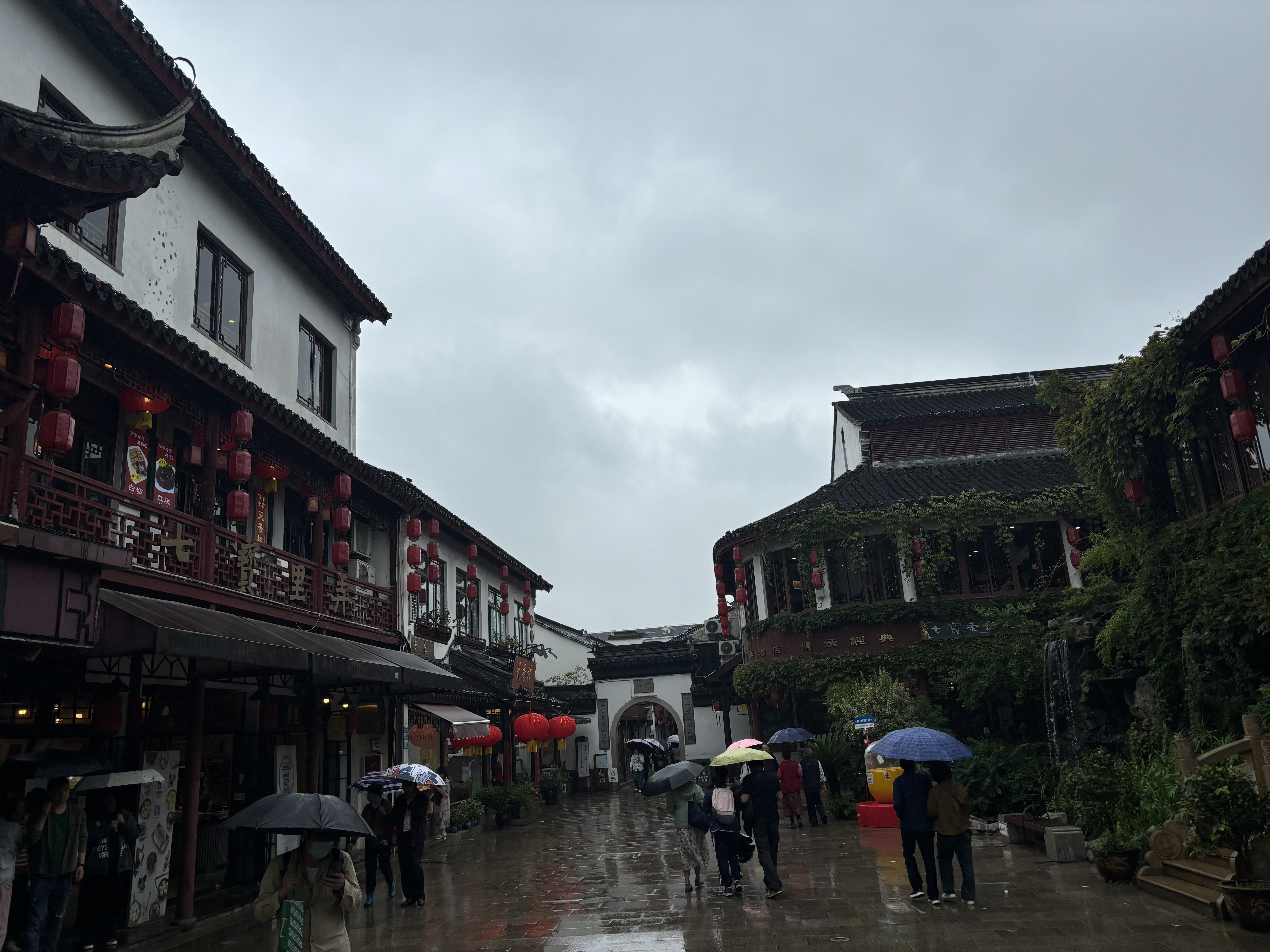 ラブライブ 上海 中国 海外 OSE アニメ10周年イベント 南ことり 南ことりがステージに立つ姿を求めて中国・上海へ飛んでみた｜す