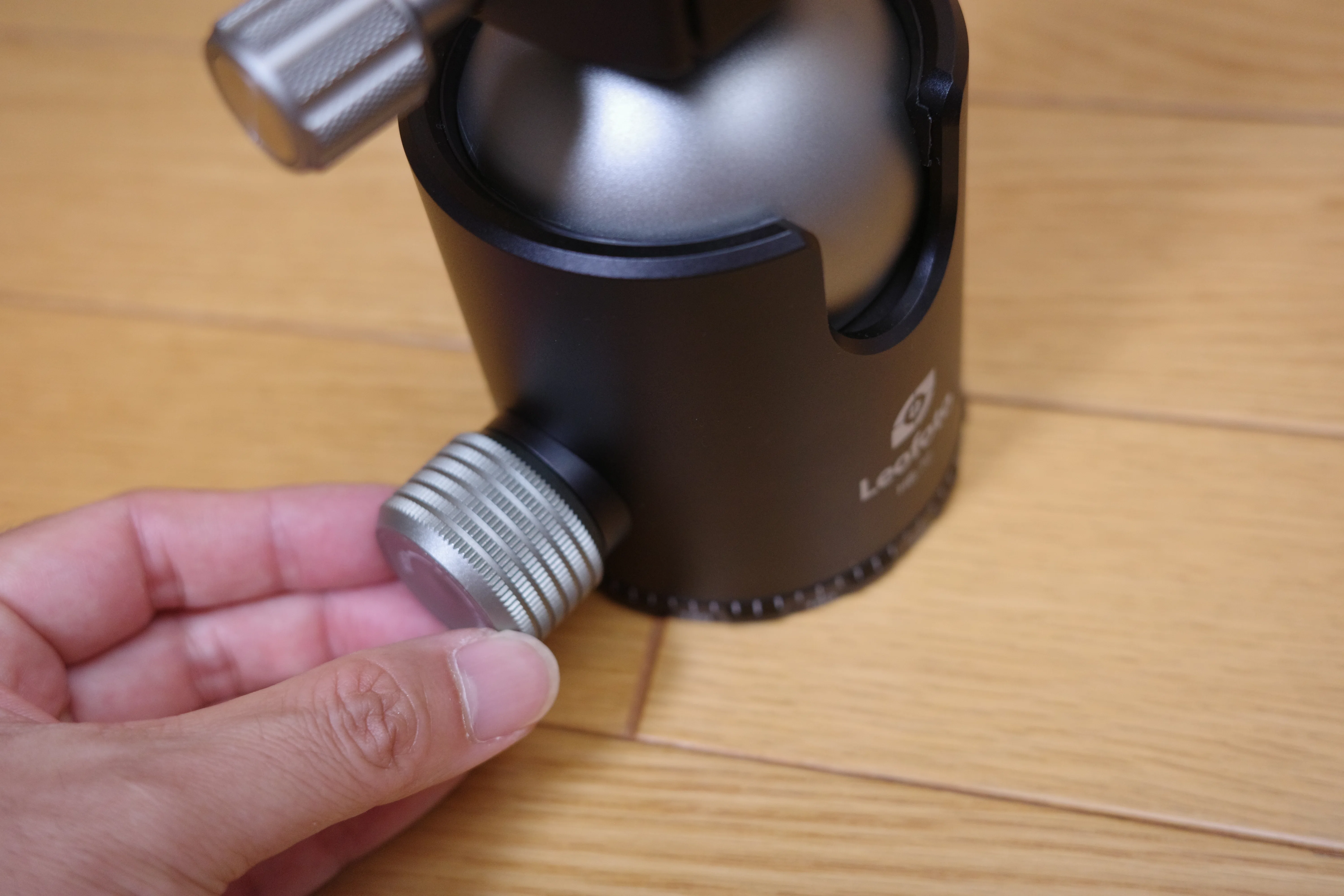 レビュー】Leofoto（レオフォト）自由雲台 HB-70 を購入しました｜やま