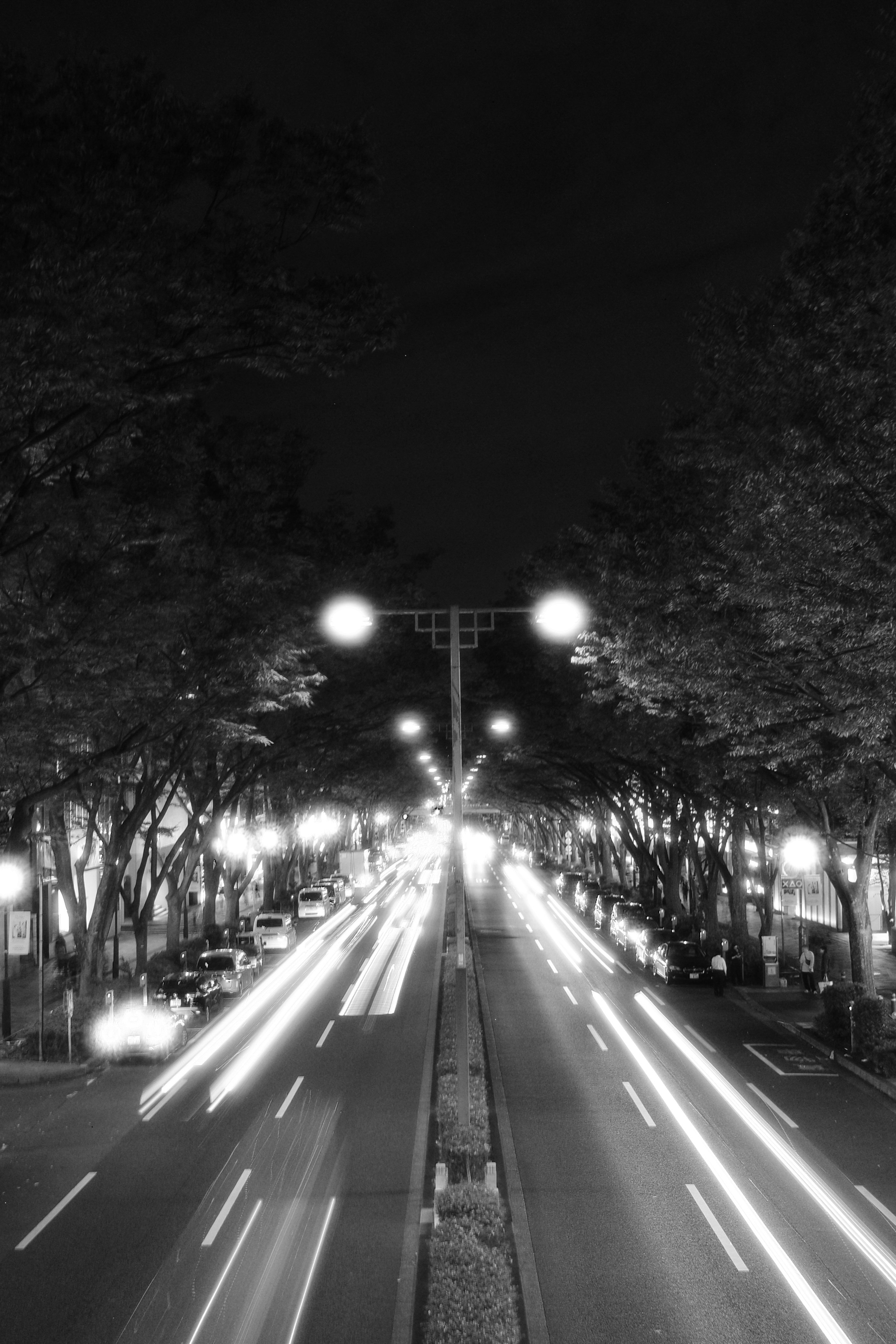 6 GRⅢ HDFとモノクロの夜（表参道／東京）｜写真とひとり散歩