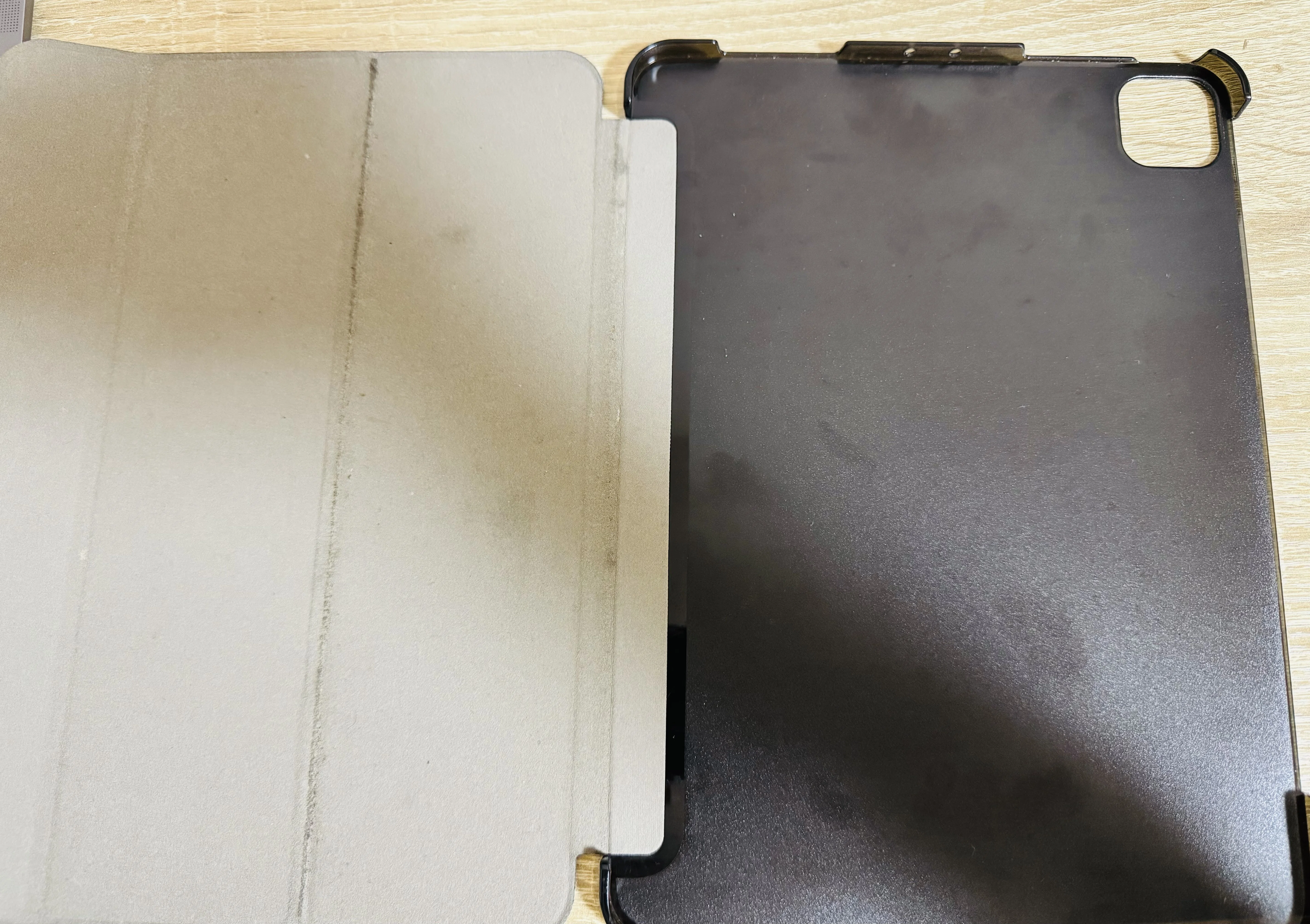 I bought a new case for my iPad Pro. ESR iPad Pro 11-inch case ...