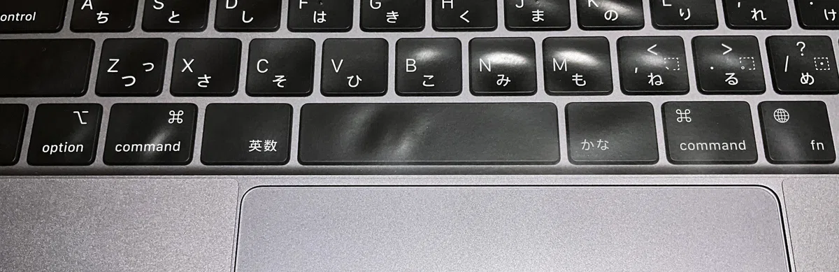 MacBook Air M3のキーボードについて、良い点・不満点・賛否両論を 