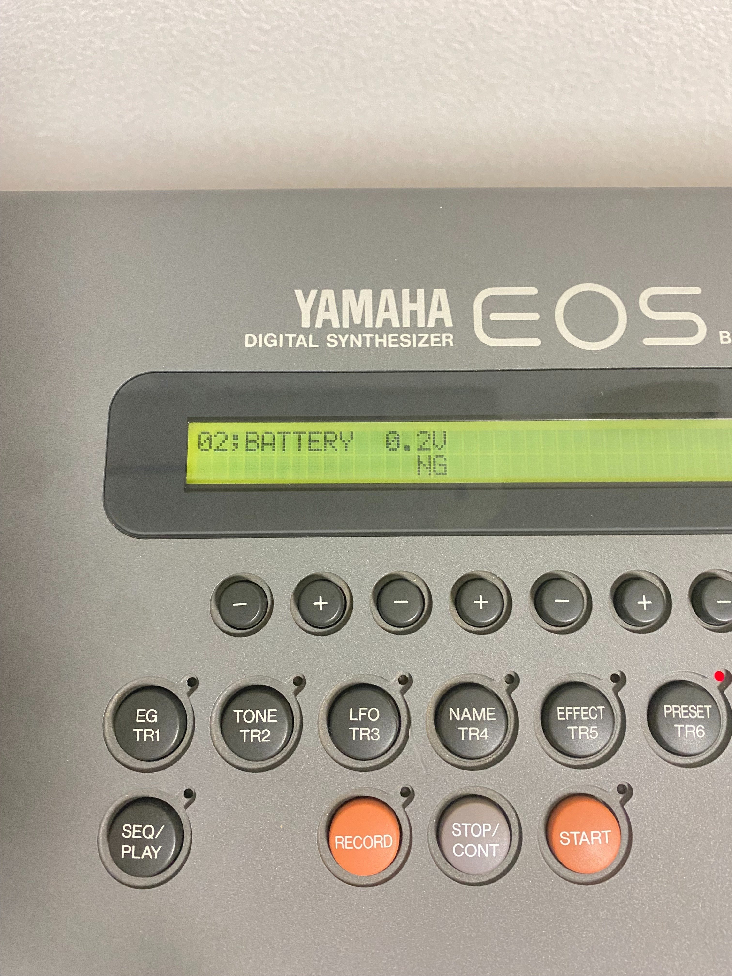 YAMAHA EOS B200の電池交換｜YUKKURIPC