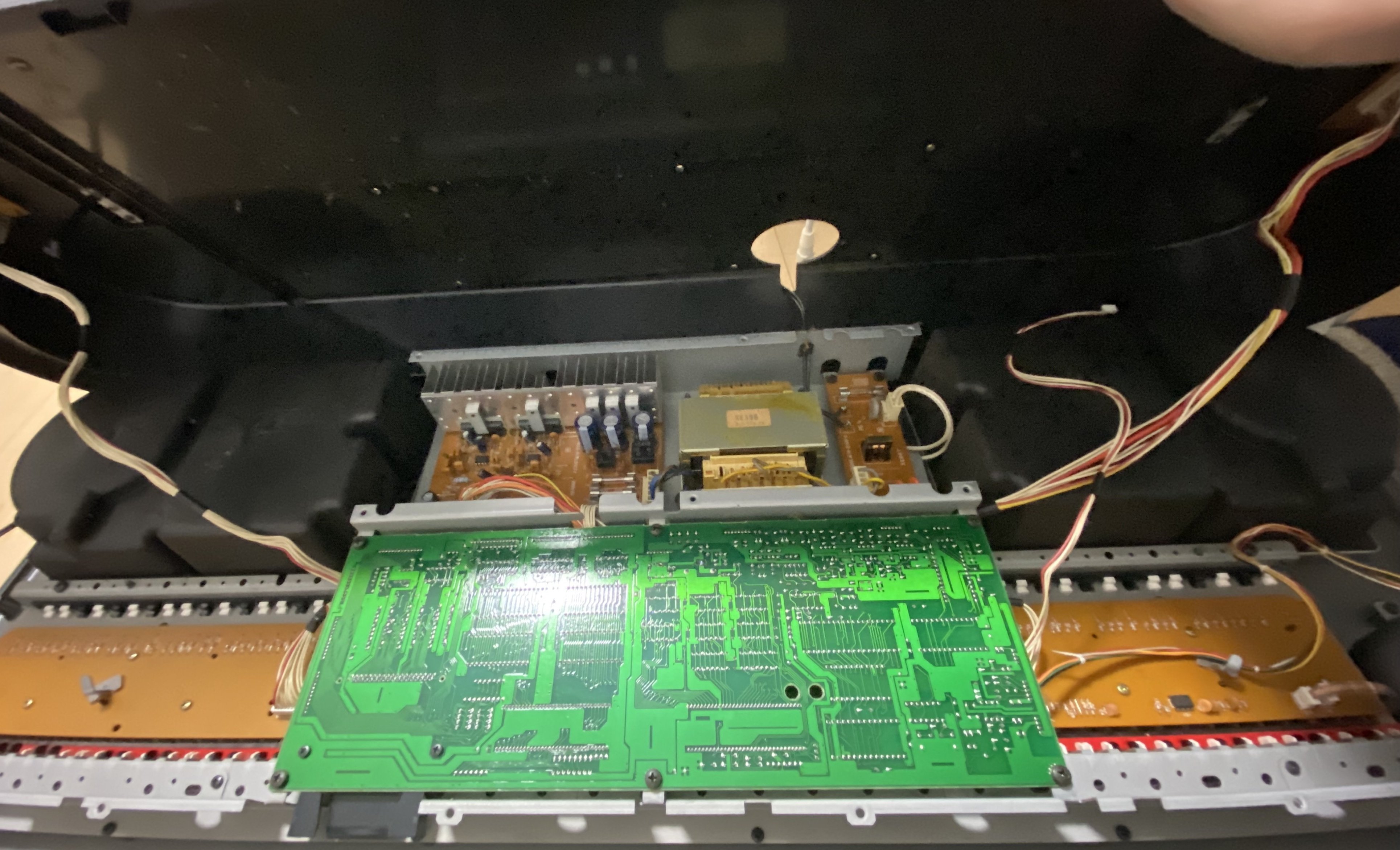 YAMAHA EOS B200の電池交換｜YUKKURIPC