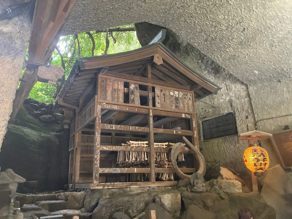 銭洗弁財天の洗い場