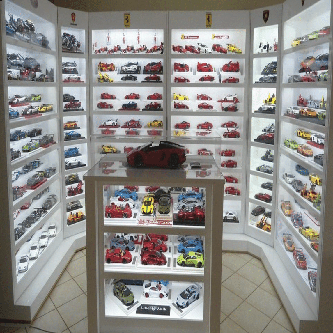 ミニカーコレクションの課題。｜山本英貴/hidexxxxx