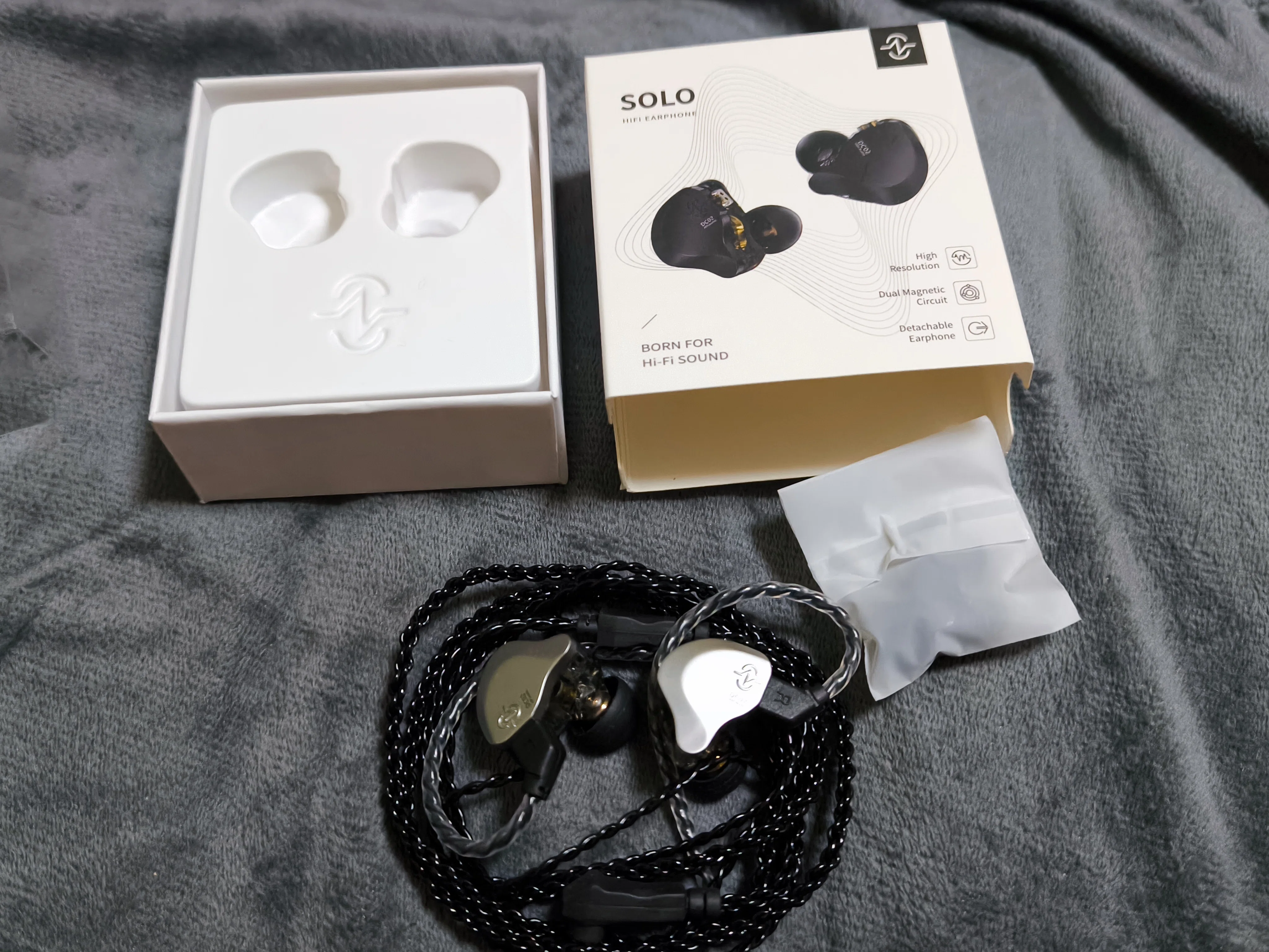 CCZ DC02 Solo 独特の低音の「CofeeBean」の血を受け継ぐ新世代