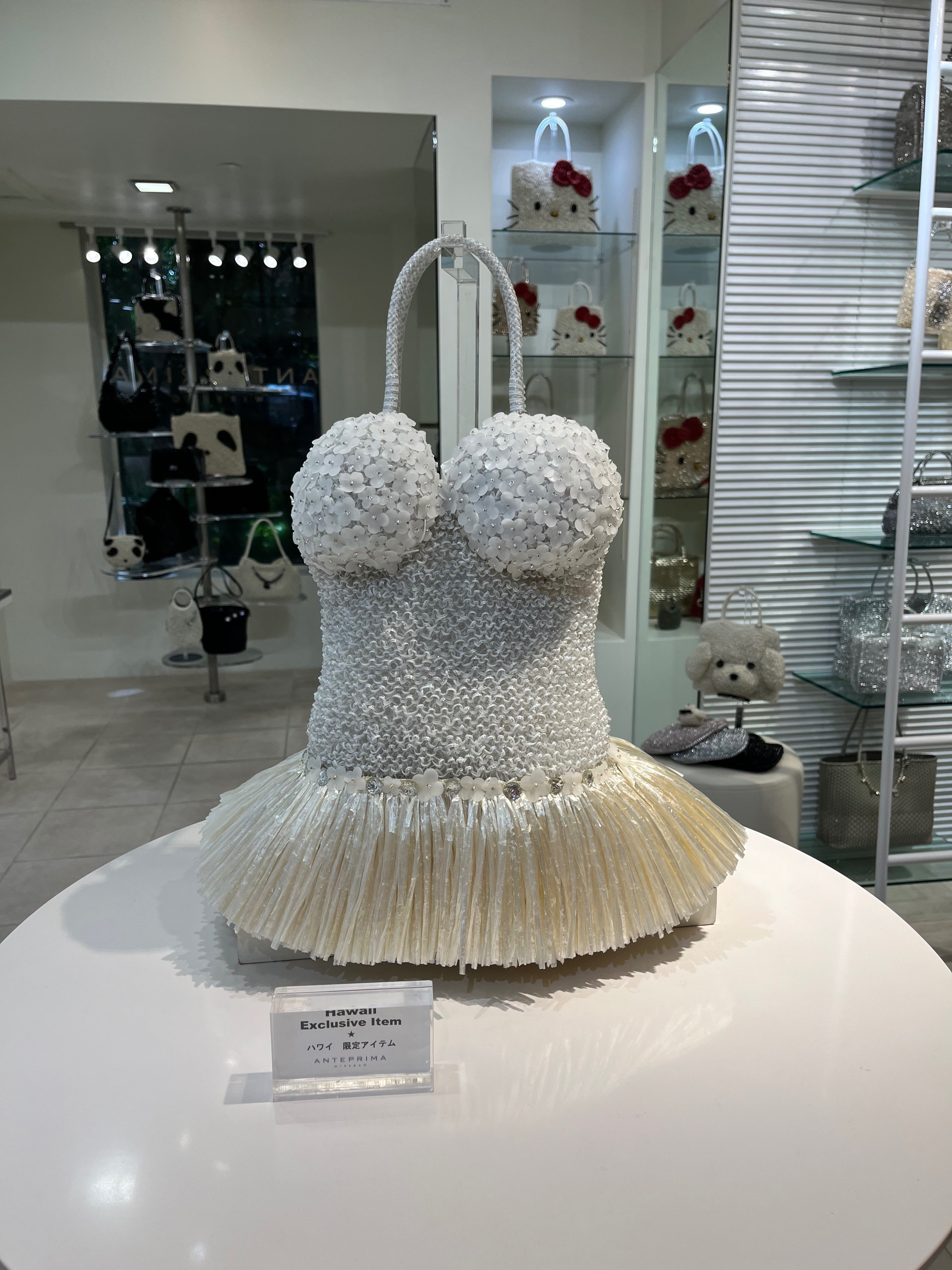 円安ハワイ】ブランド店の日本人向け「あの手この手」｜橘田 絵里香