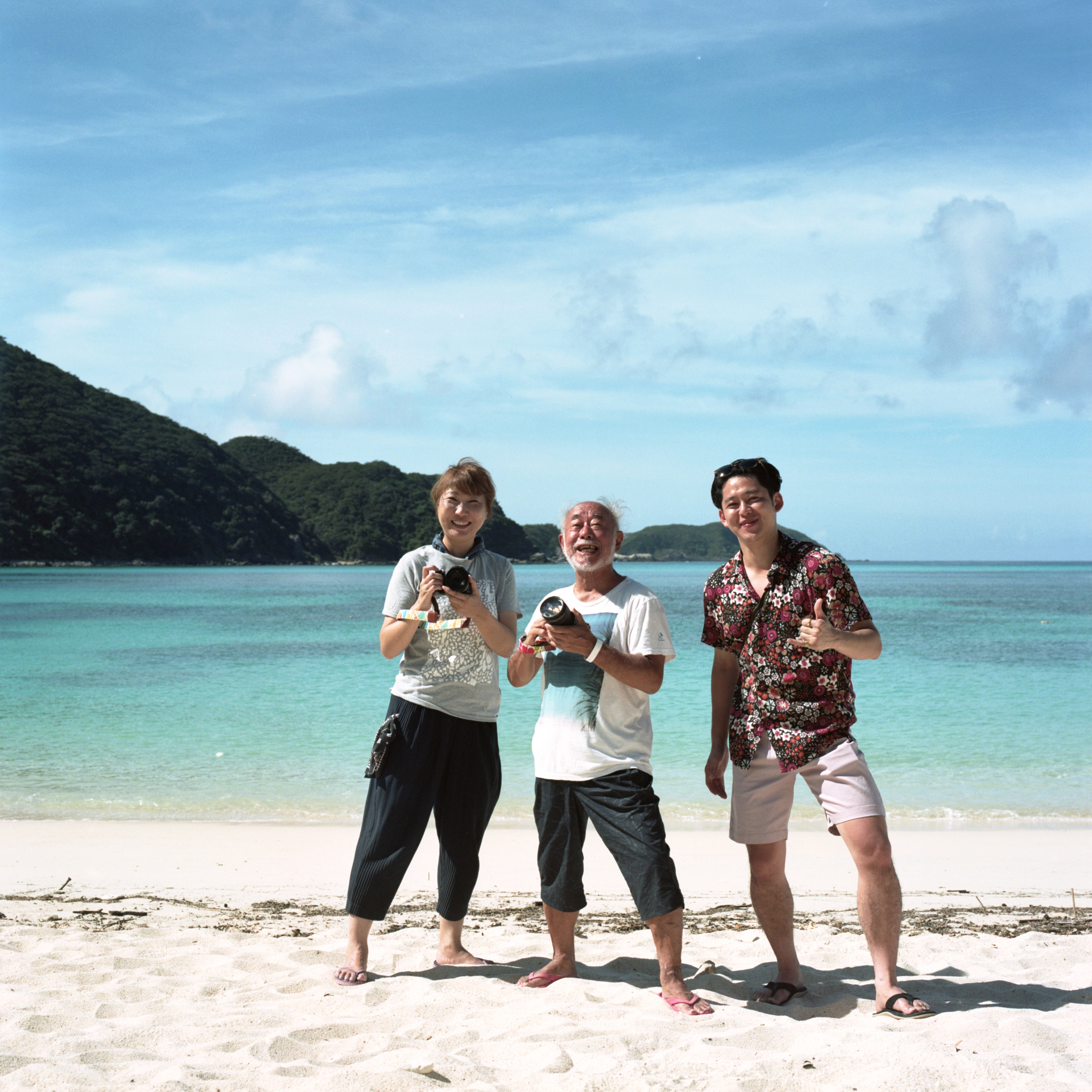 はいさい！沖縄に魅せられた南方写真師｜ひとすじ