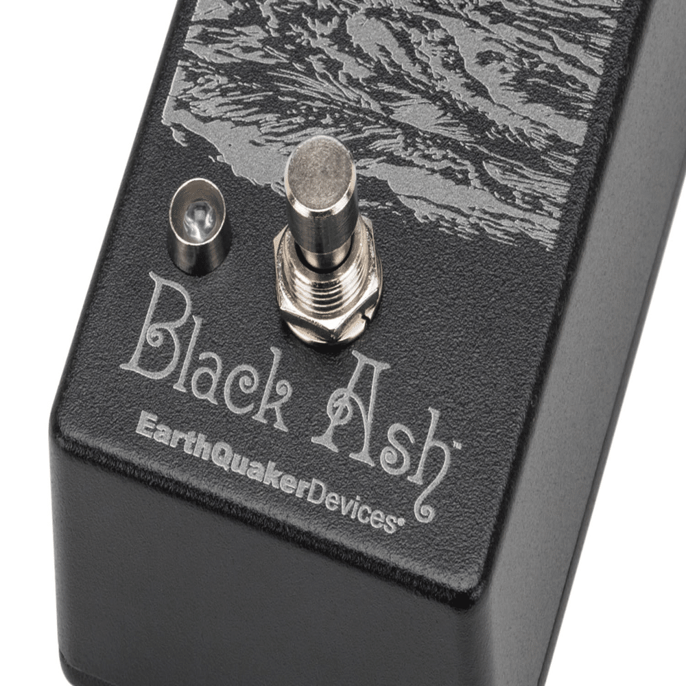 名器アースクエイカーデバイセス「ブラック・アッシュ」が日本のみで