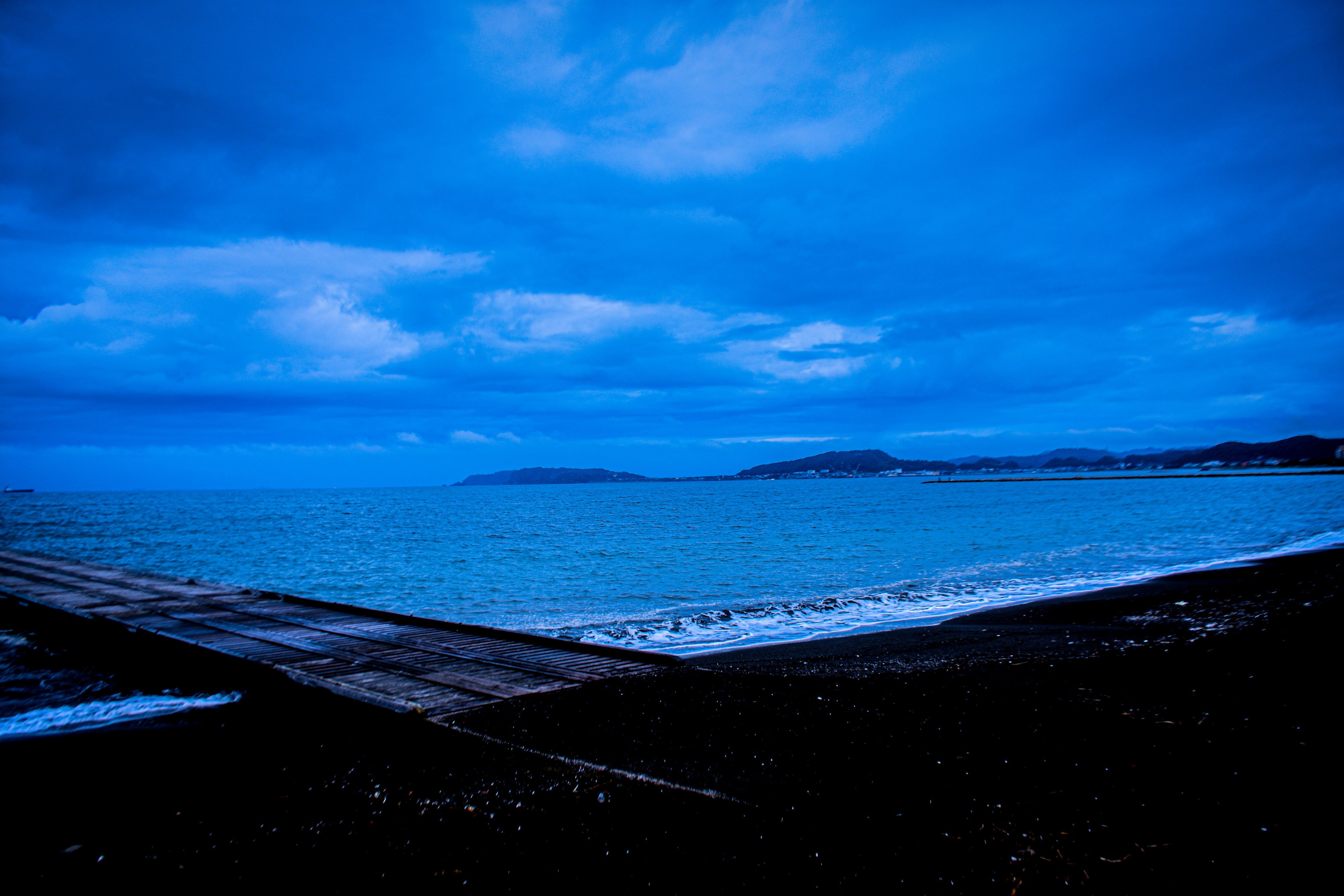 奥行きのある風景【千葉観光にて】｜redbandit