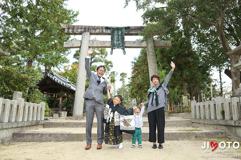 枚方市の春日神社で七五三出張撮影
