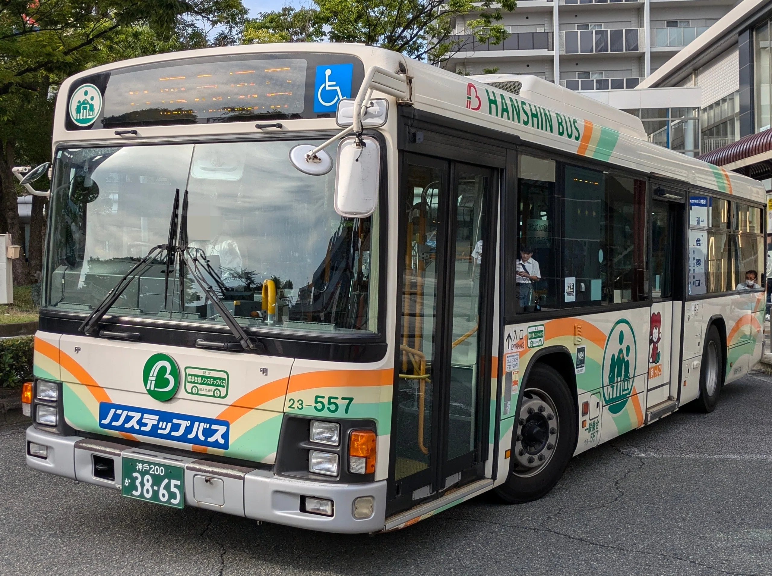 阪神バス 尼崎市交通局H23、24年に導入された車両(25.8/31改)｜バスたろう
