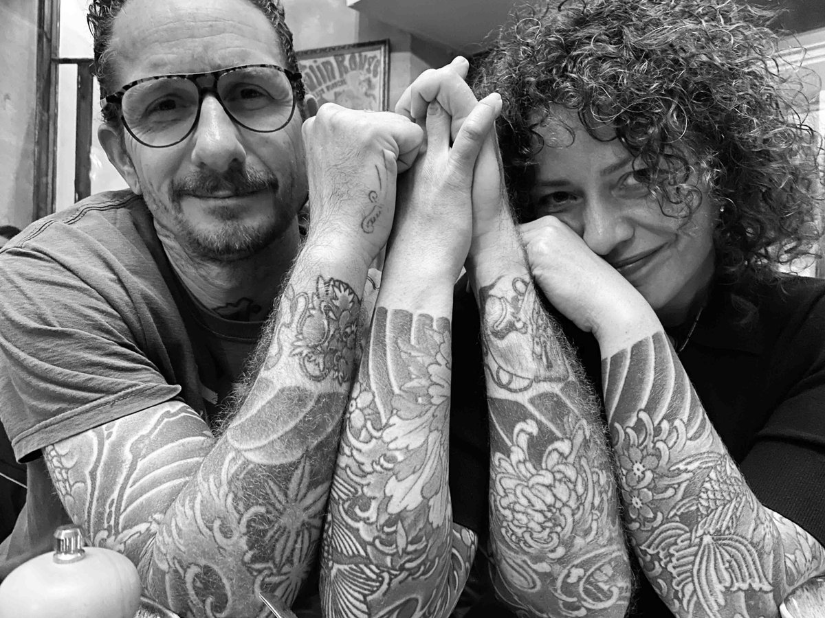 やあ、私はソングライターのKasia Livingston (Scary、Amnesia、Unusual  You)です。コミュニティに参加したばかりで、これらの曲をサポートしてくれた皆さんにとても感謝しています！ : r/BritneySpears, image size:1200x900