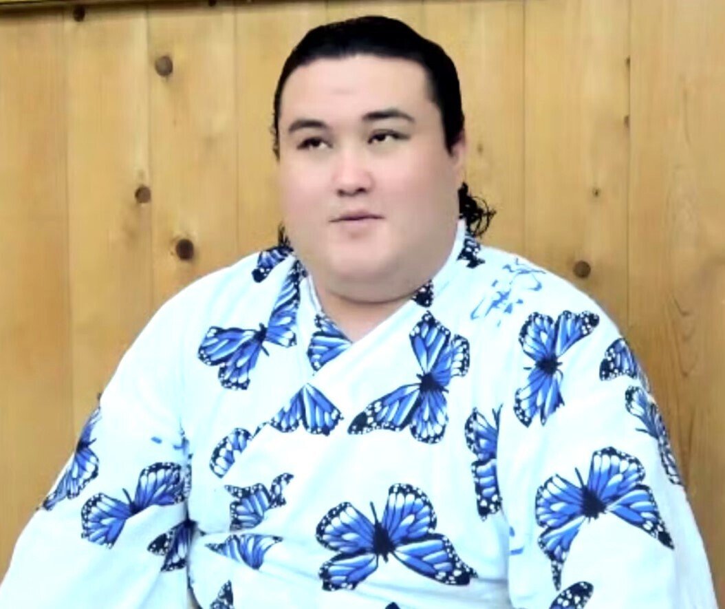 金峰山@カザフTV局（和訳）｜白梅虎