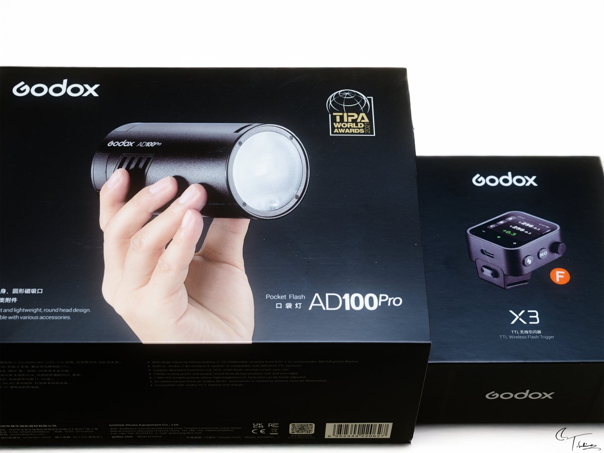 元箱、ケース付き。☆良品☆ GODOX AD100PRO（中古超美品〉キヤノン用  
