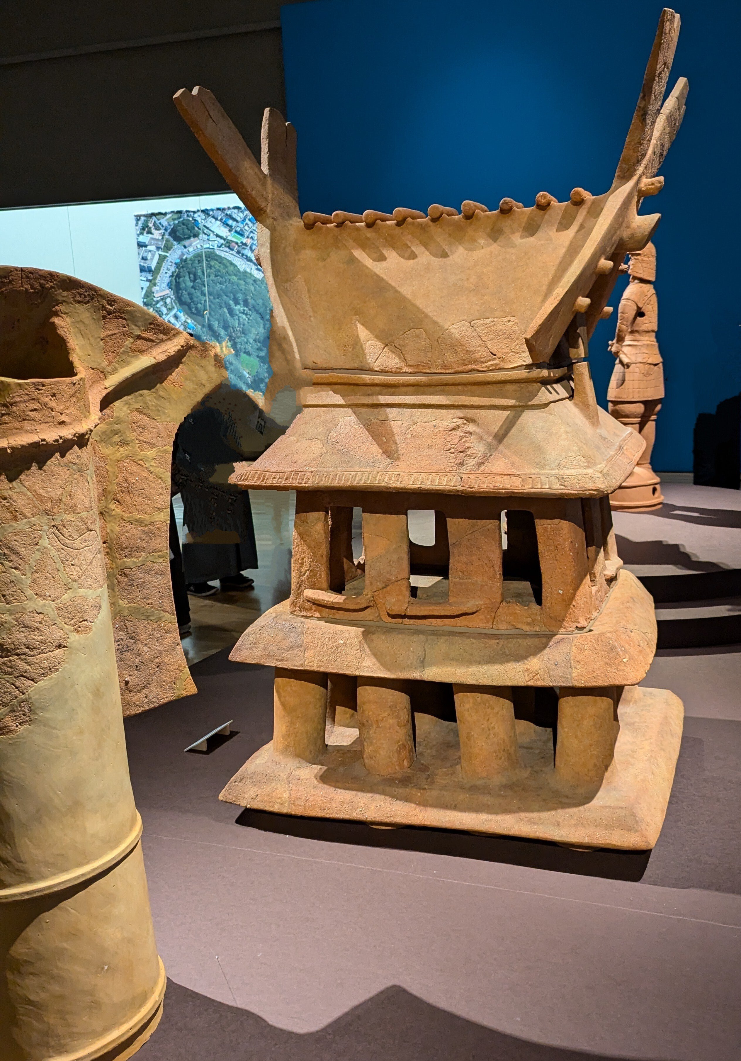 挂甲の武人国宝指定50周年記念 特別展「はにわ」｜綾小路