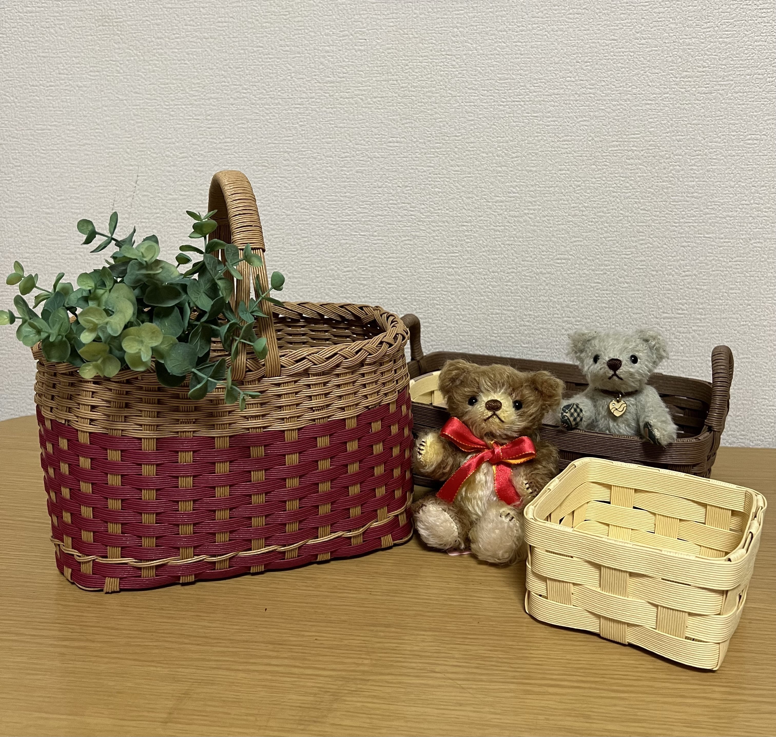 クラフトバンドのカゴ作り再開！ぐるぐる巻くカゴ｜ayumi