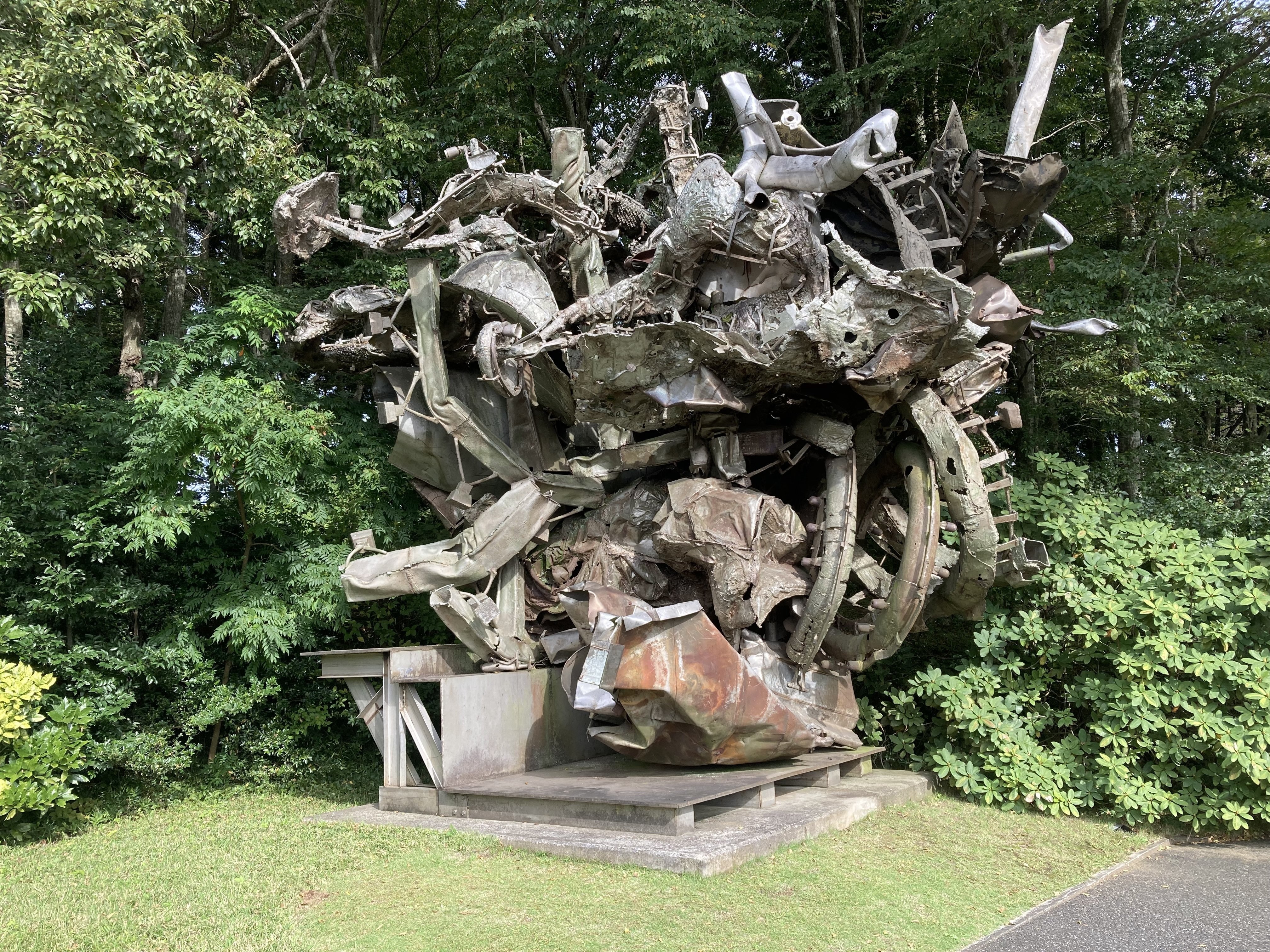 川村記念美術館　真鍮オブジェ「森の美術館」 川村記念美術館 真鍮オブジェ「森の美術館」 川村記念美術館
