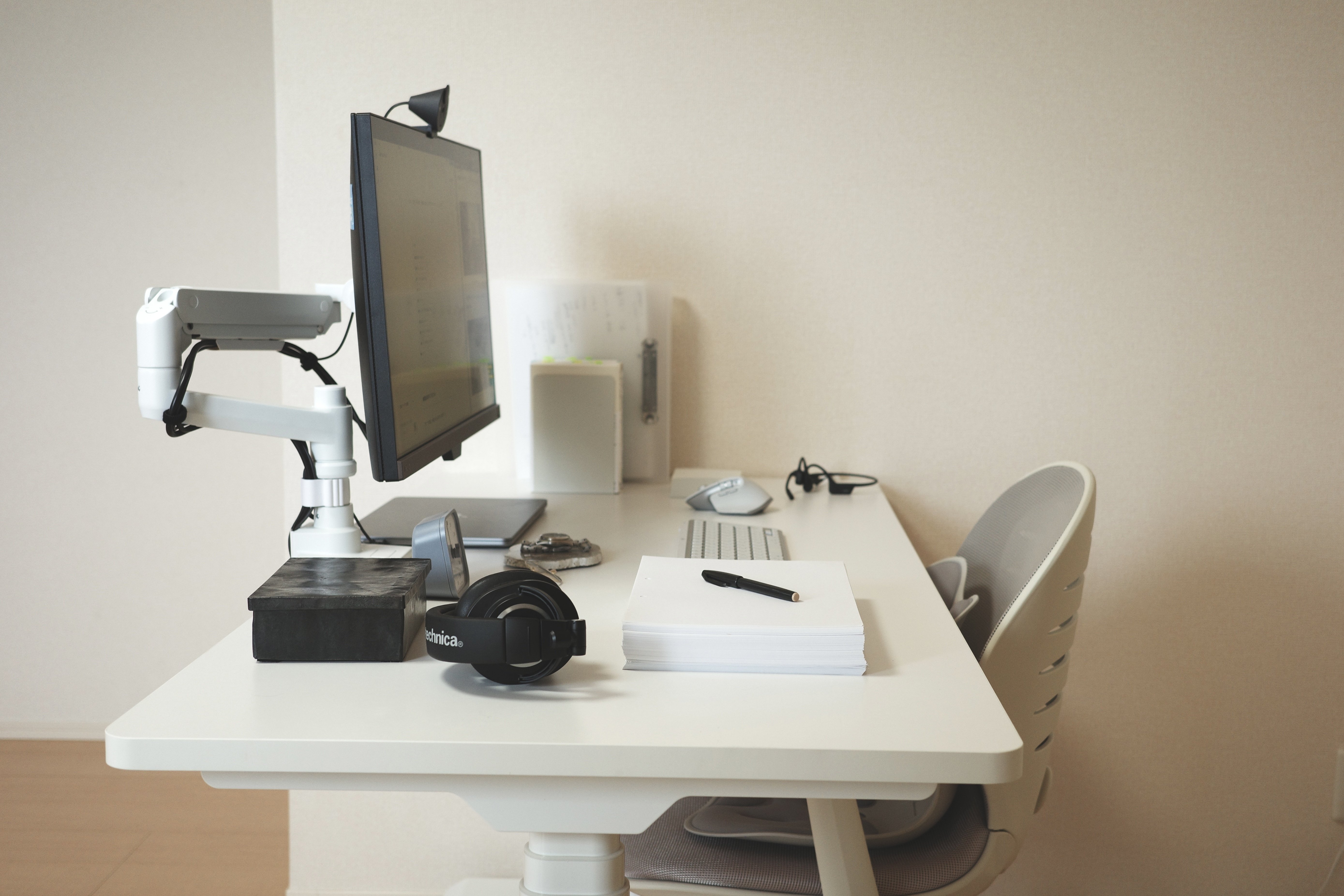 デスクツアー｜ミニマリストよりも健康になることに全振りした在宅