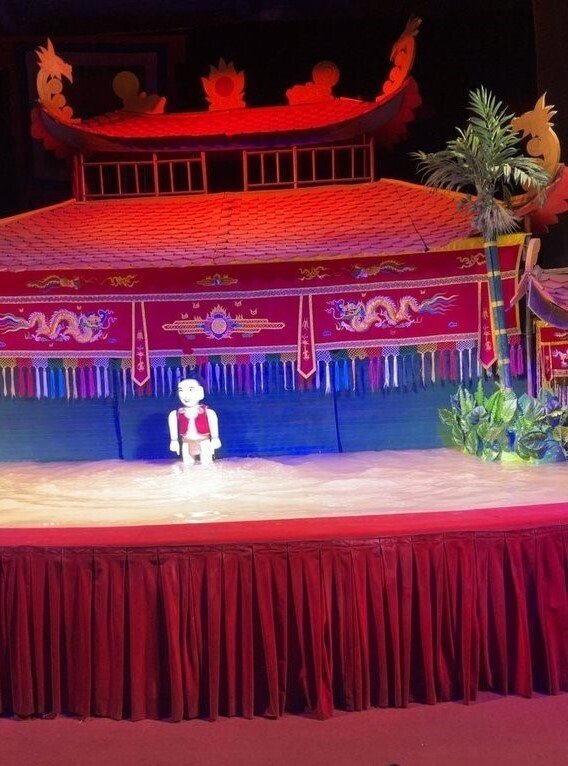 ホーチミンで観た水上人形劇は、その仕草を思い出すだけで笑みが