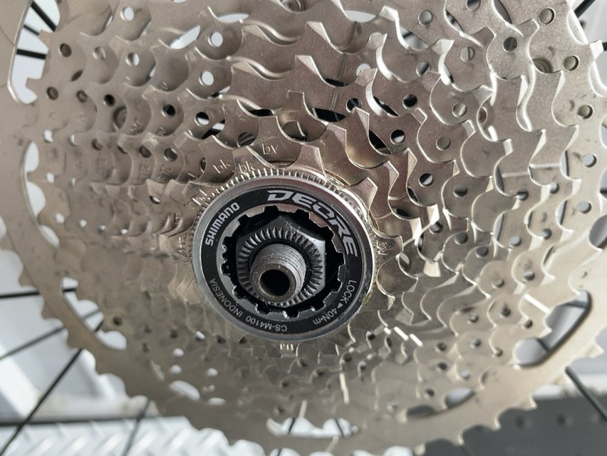 スプロケ46T化！CS-M4100(11-46T)の取付 @ クロスバイク FX3｜ハコ点の