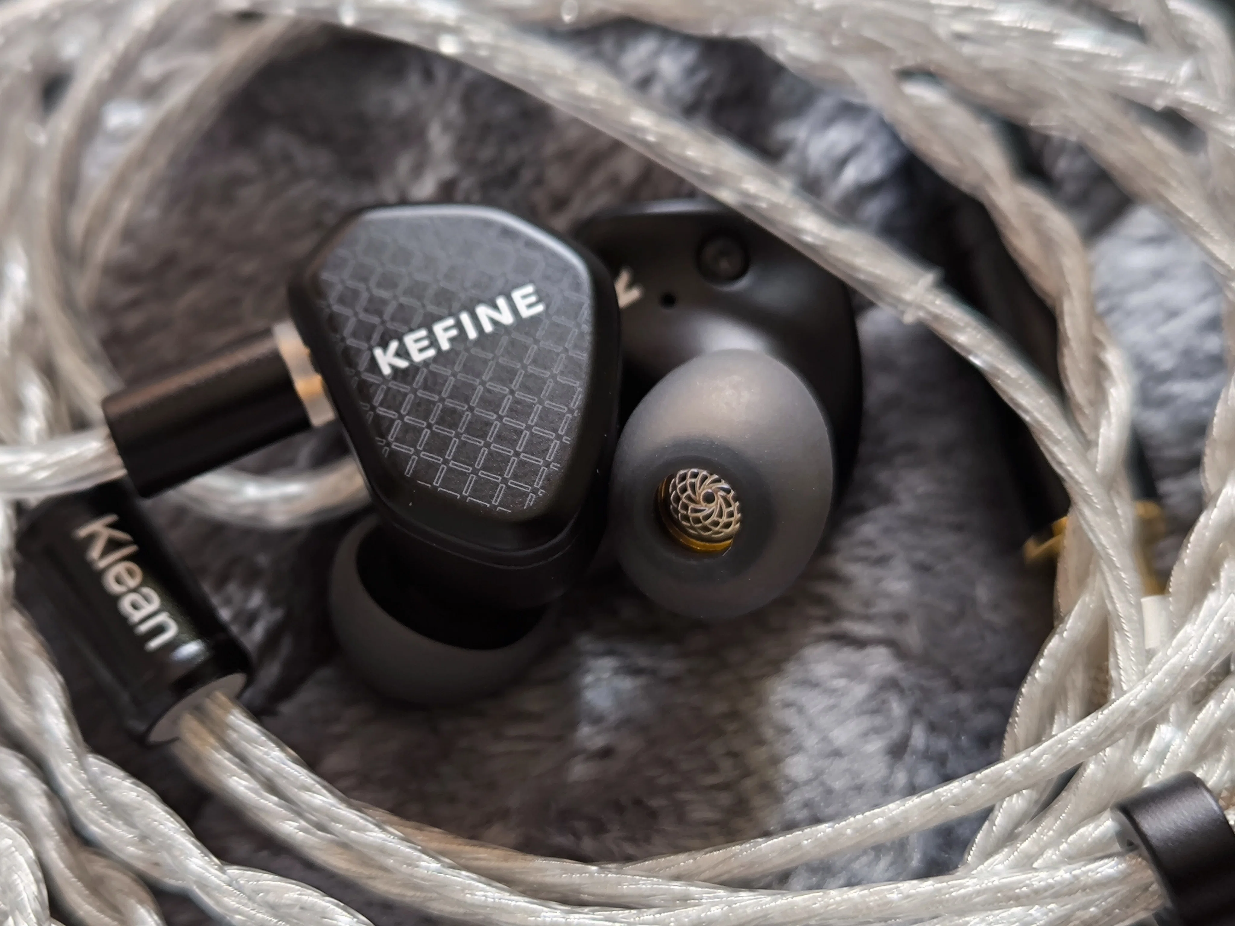 KEFINE Klean is a $49 earphone with rich bass and solid sound