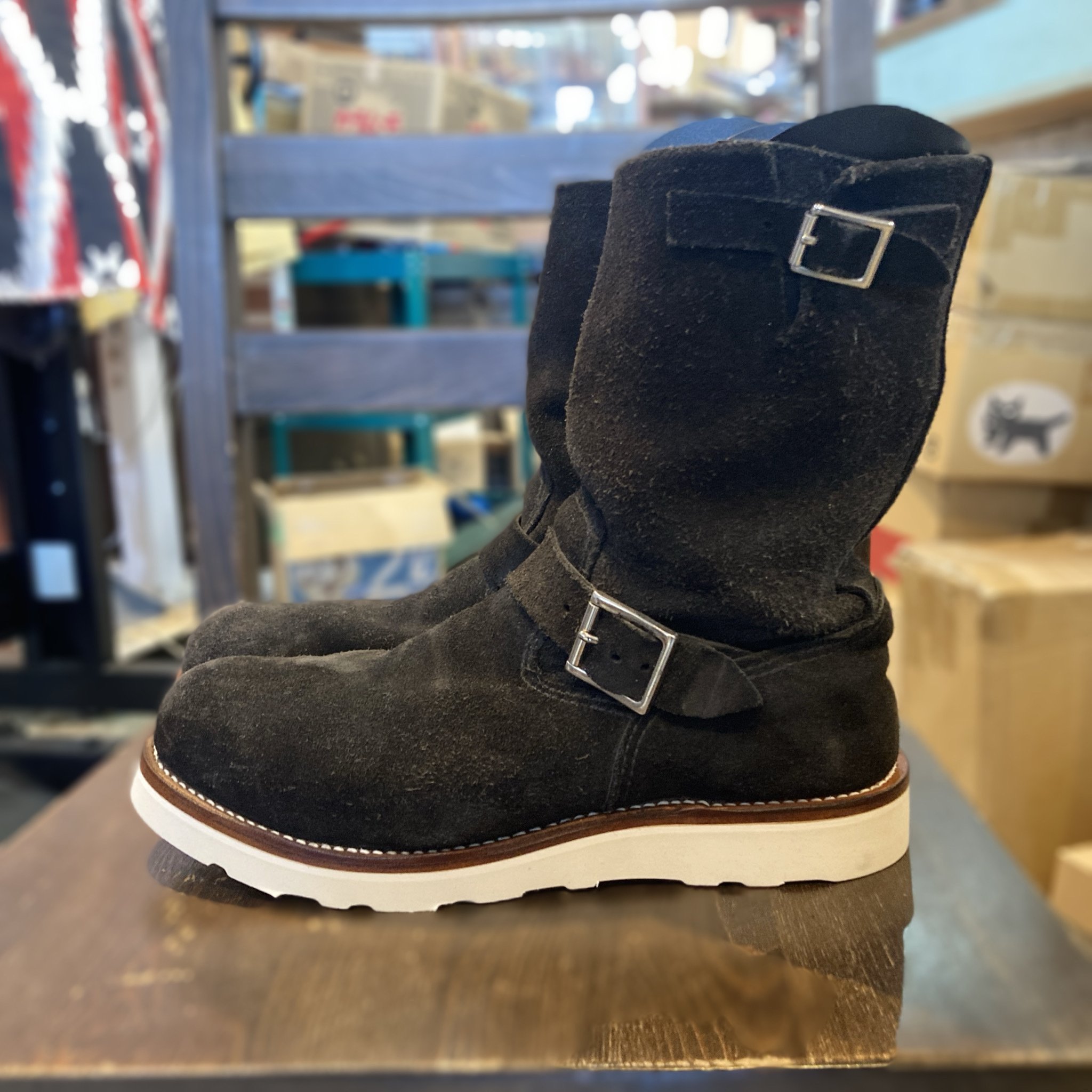 vibram カスタムオーダー　スエードブーツ　8 1/2 VIBERG BOOTS（ヴァイバーグ ブーツ）スエードエンジニアブーツ