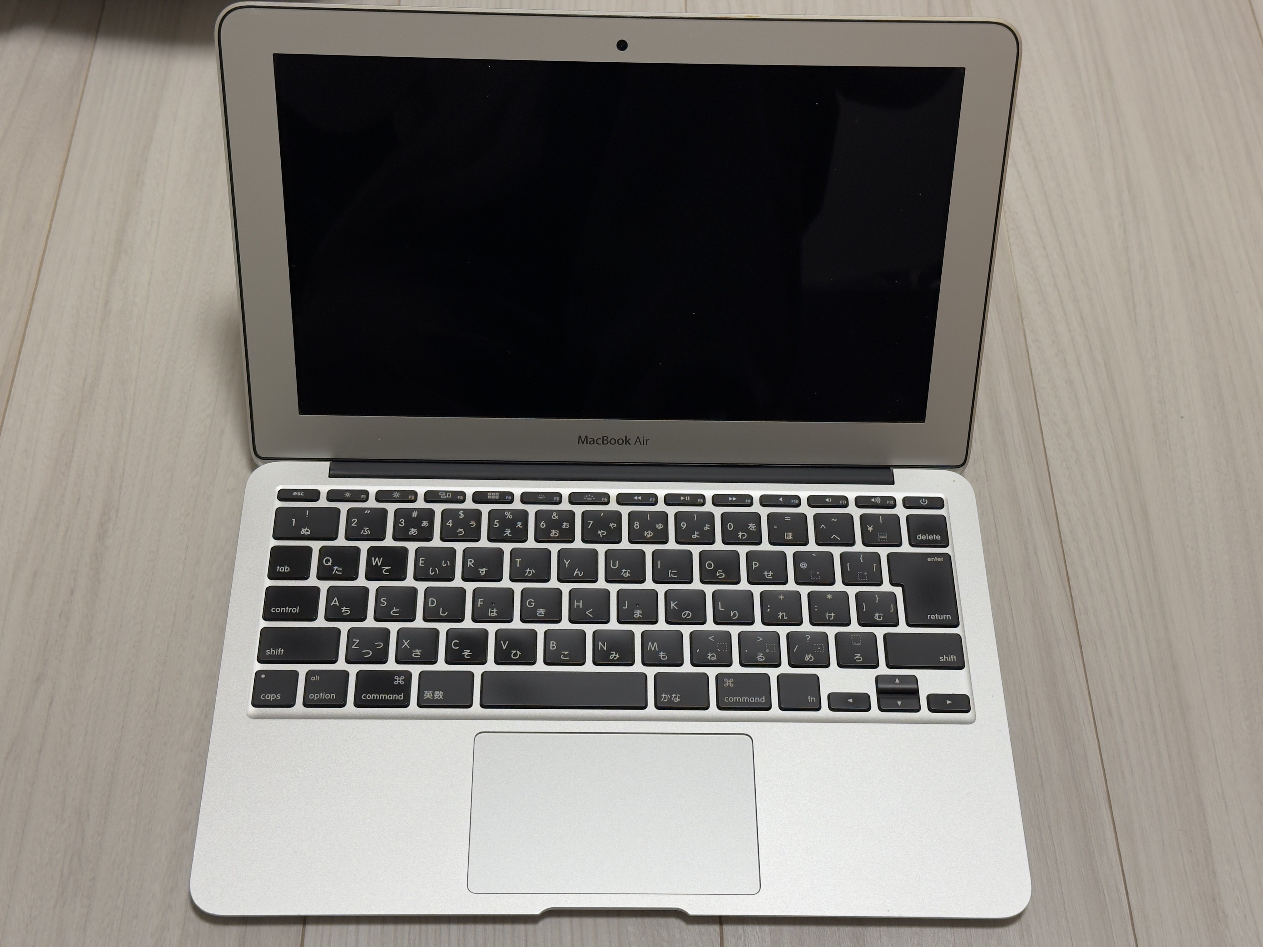 持ち運び最強】MacBook Air 11インチ〜2015〜｜かものはし