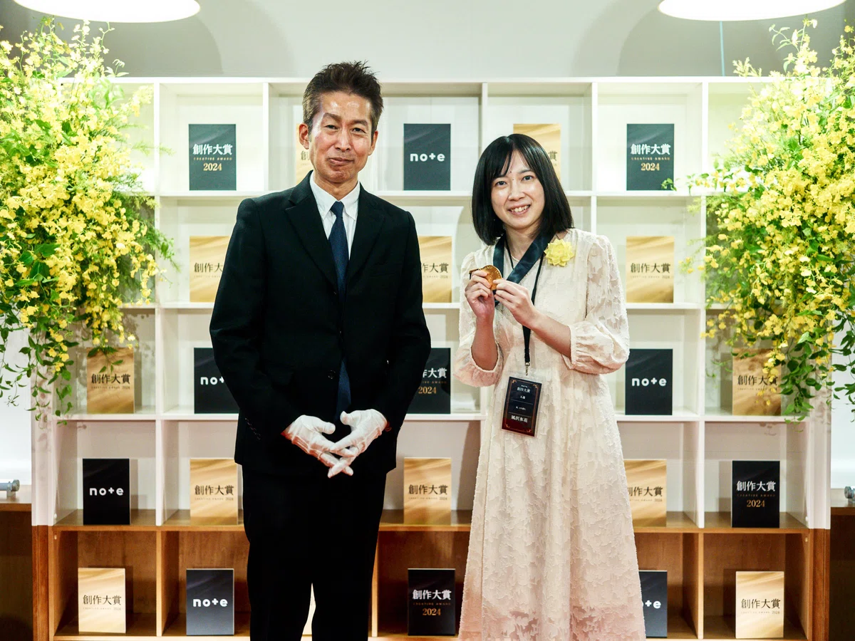 note代表の加藤(左)と風沢氷花さん(右)