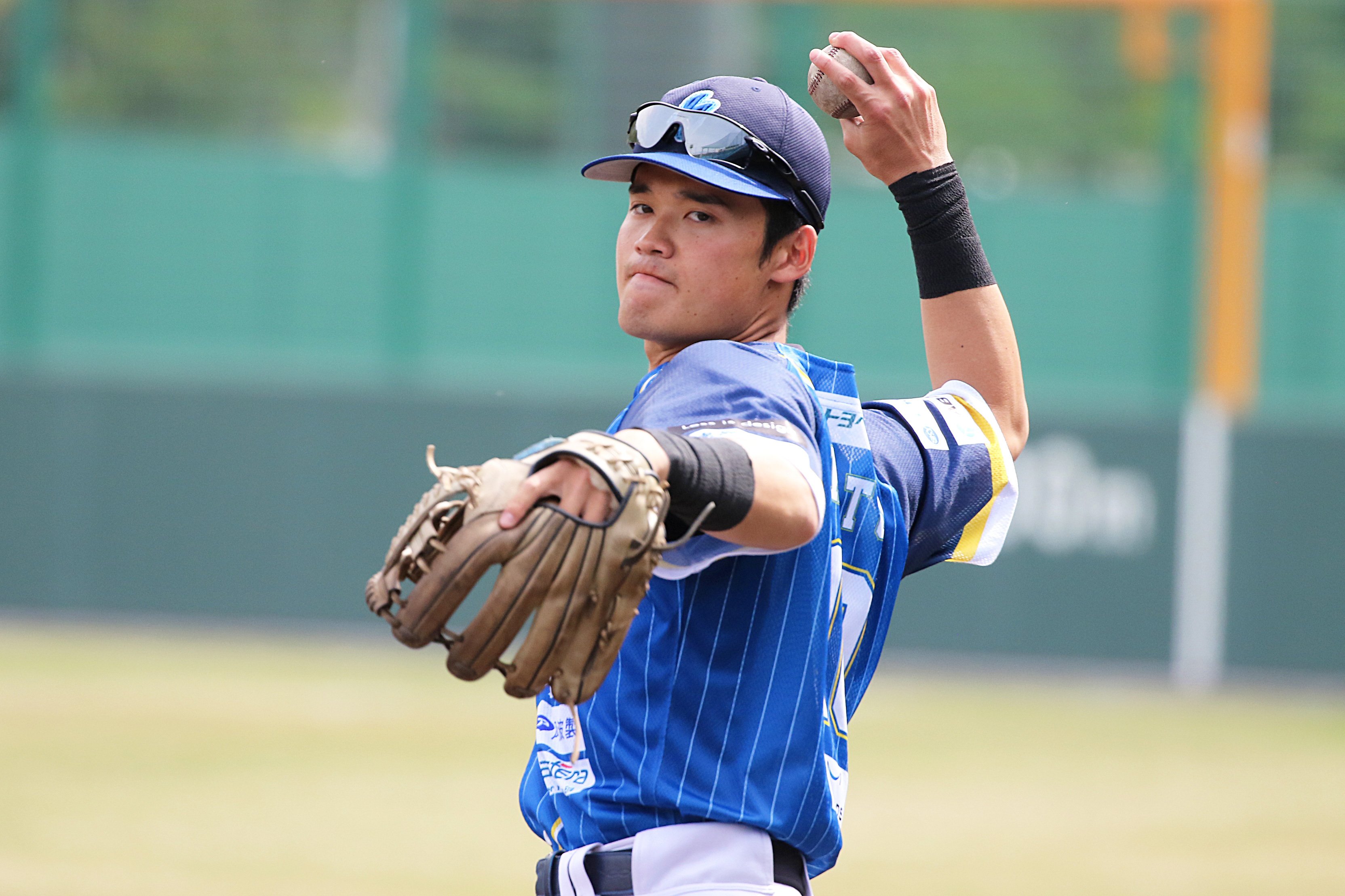 横浜DeNA3位指名】強肩強打のショート 加藤響選手にインタビュー