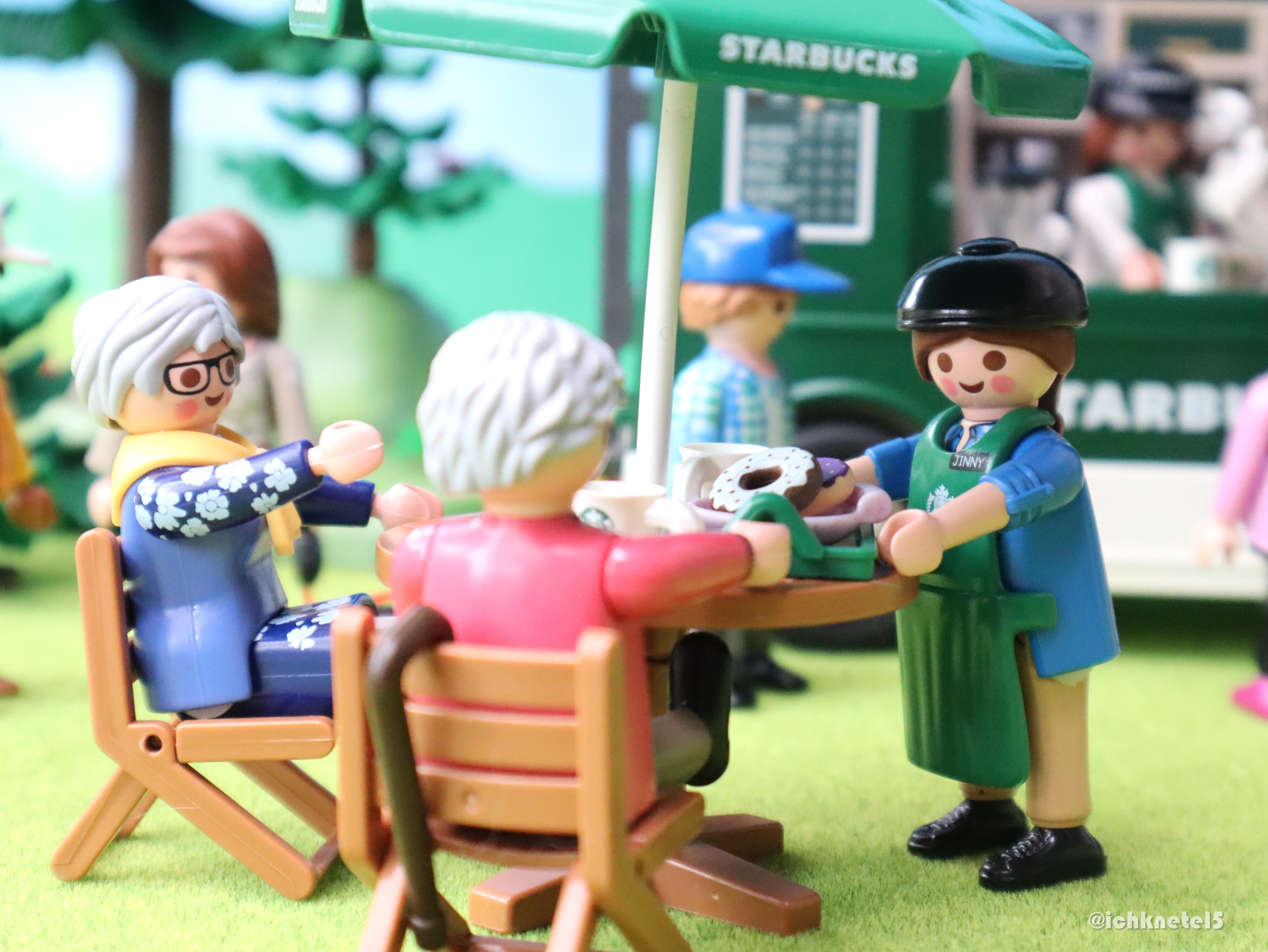 スタバのコーヒートラックがやってきた☕|こねてる×playmobil スタバのコーヒートラックがやってきた☕|こねてる×playmobil