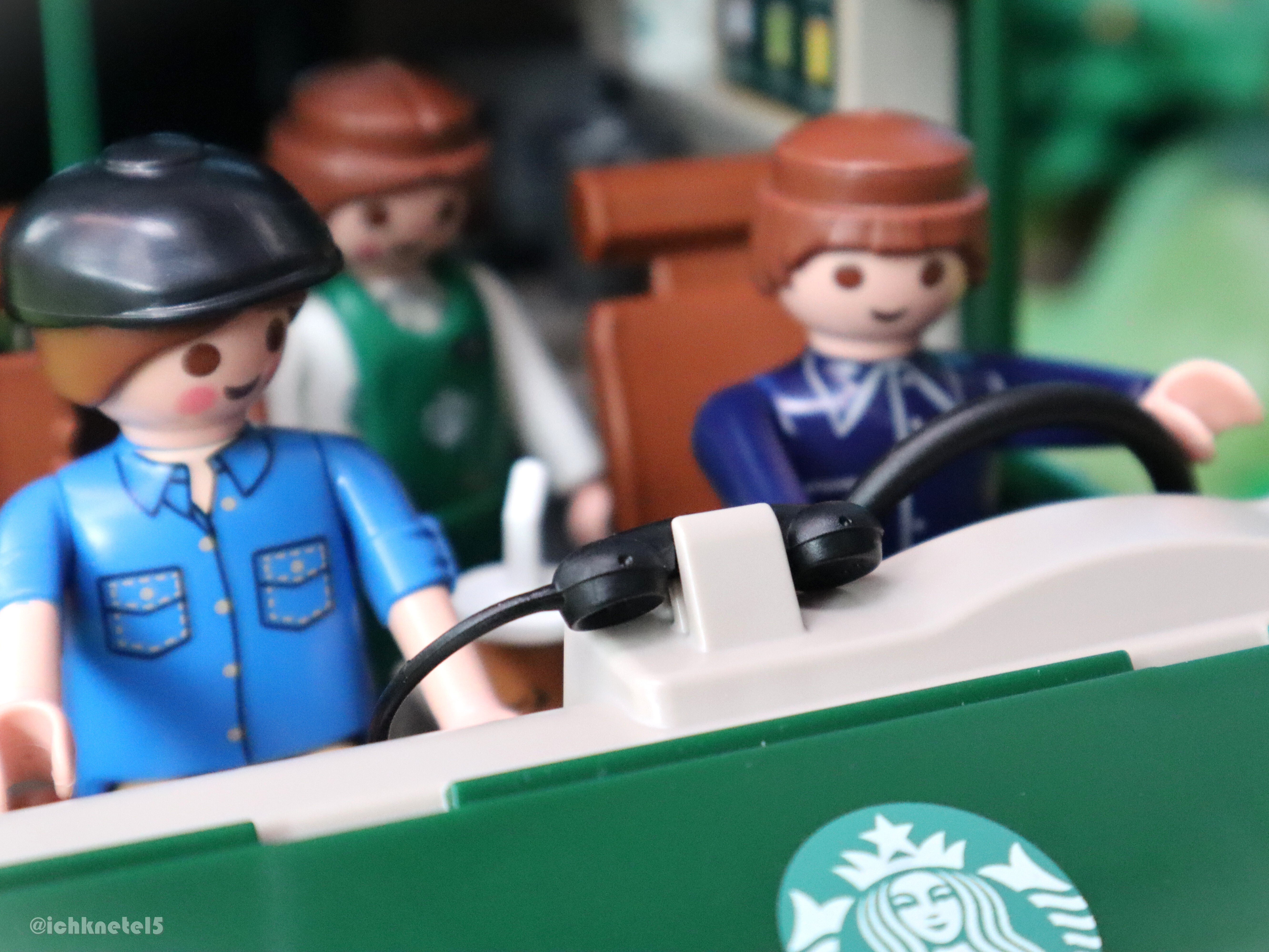 スタバのコーヒートラックがやってきた☕|こねてる×playmobil スタバのコーヒートラックがやってきた☕|こねてる×playmobil