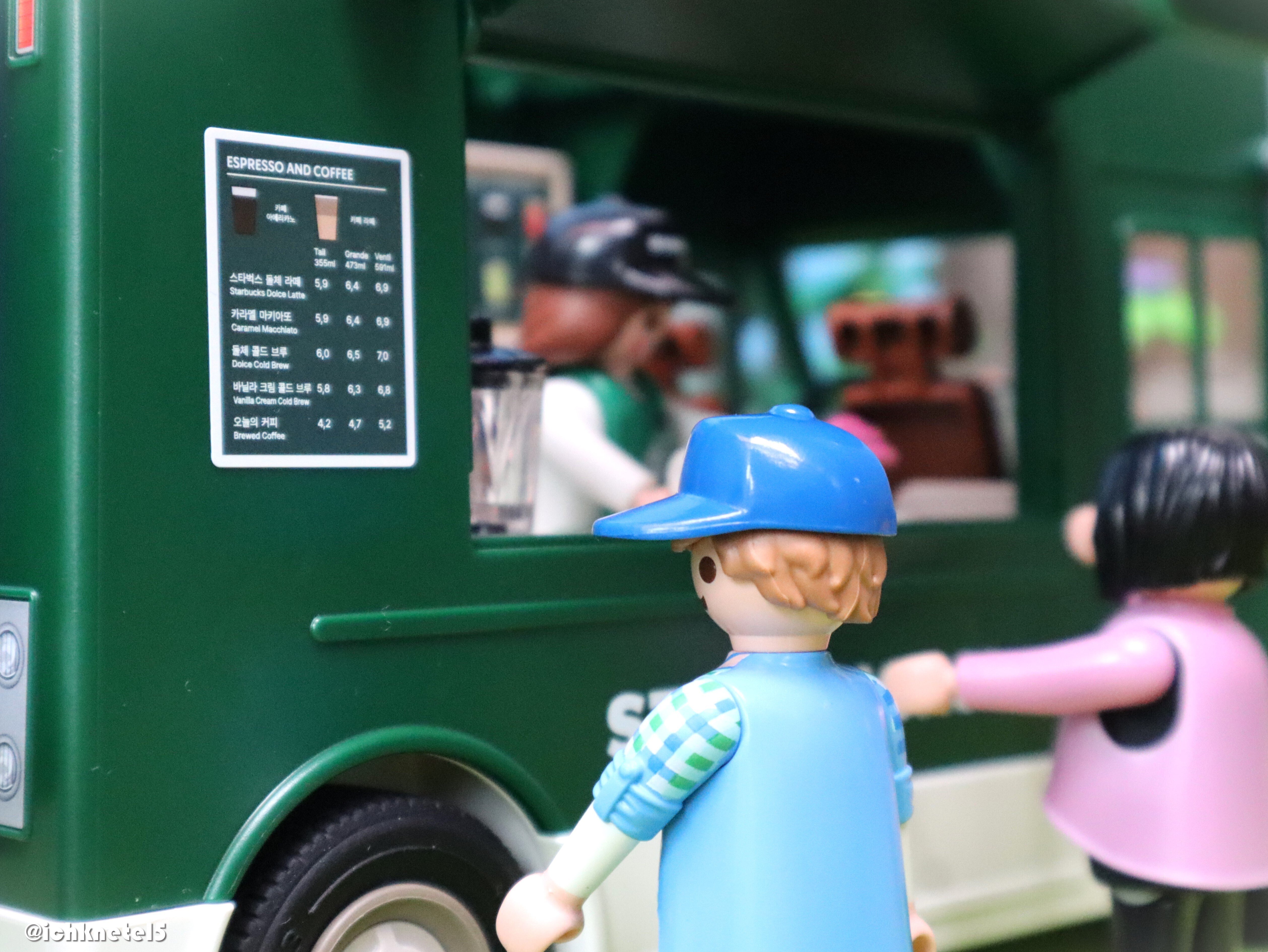 スタバのコーヒートラックがやってきた☕|こねてる×playmobil スタバのコーヒートラックがやってきた☕|こねてる×playmobil