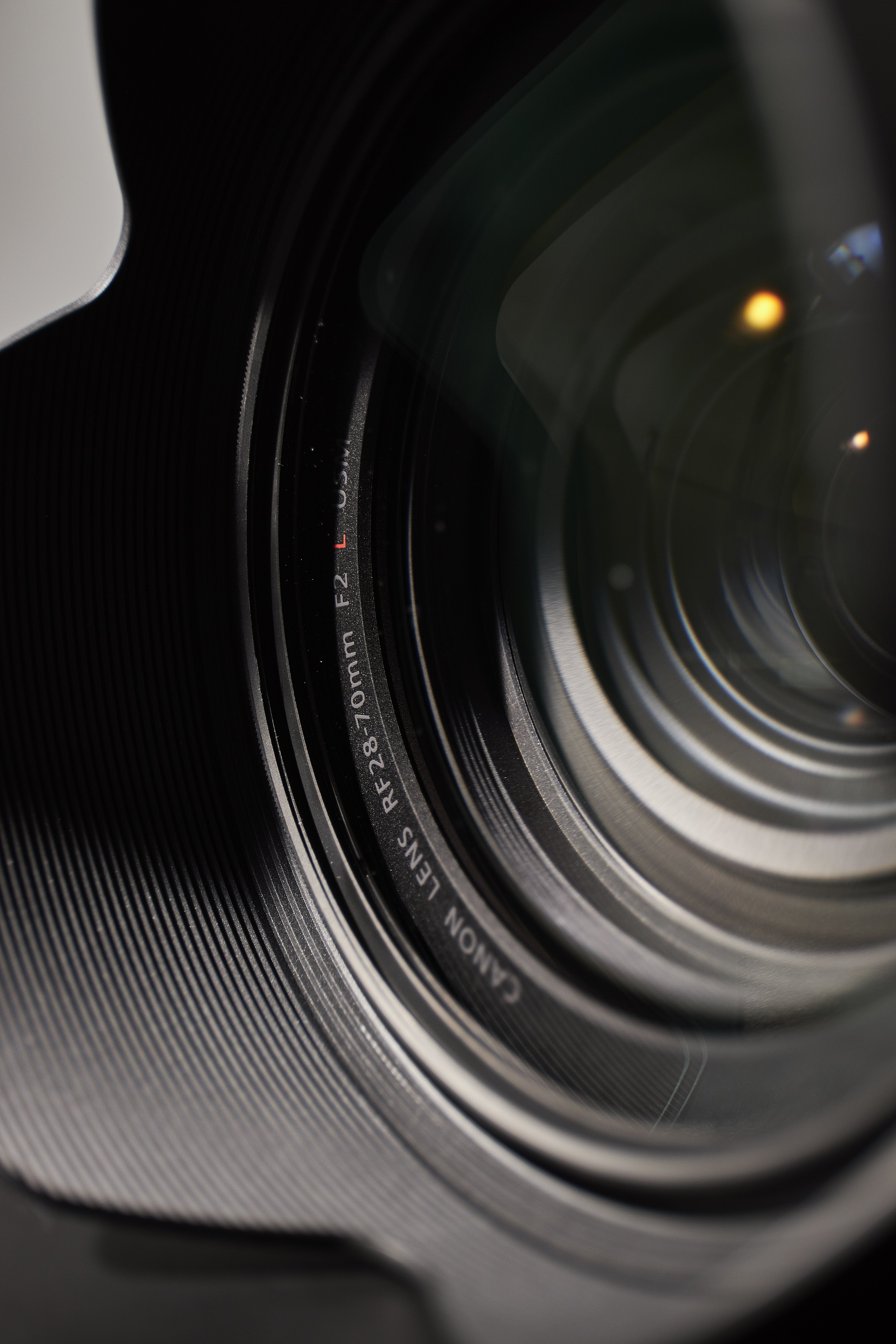 バケモノレンズ】RF28-70 F2 L USM|HPC STUDIO バケモノレンズ】RF28-70 F2 L USM|HPC STUDIO