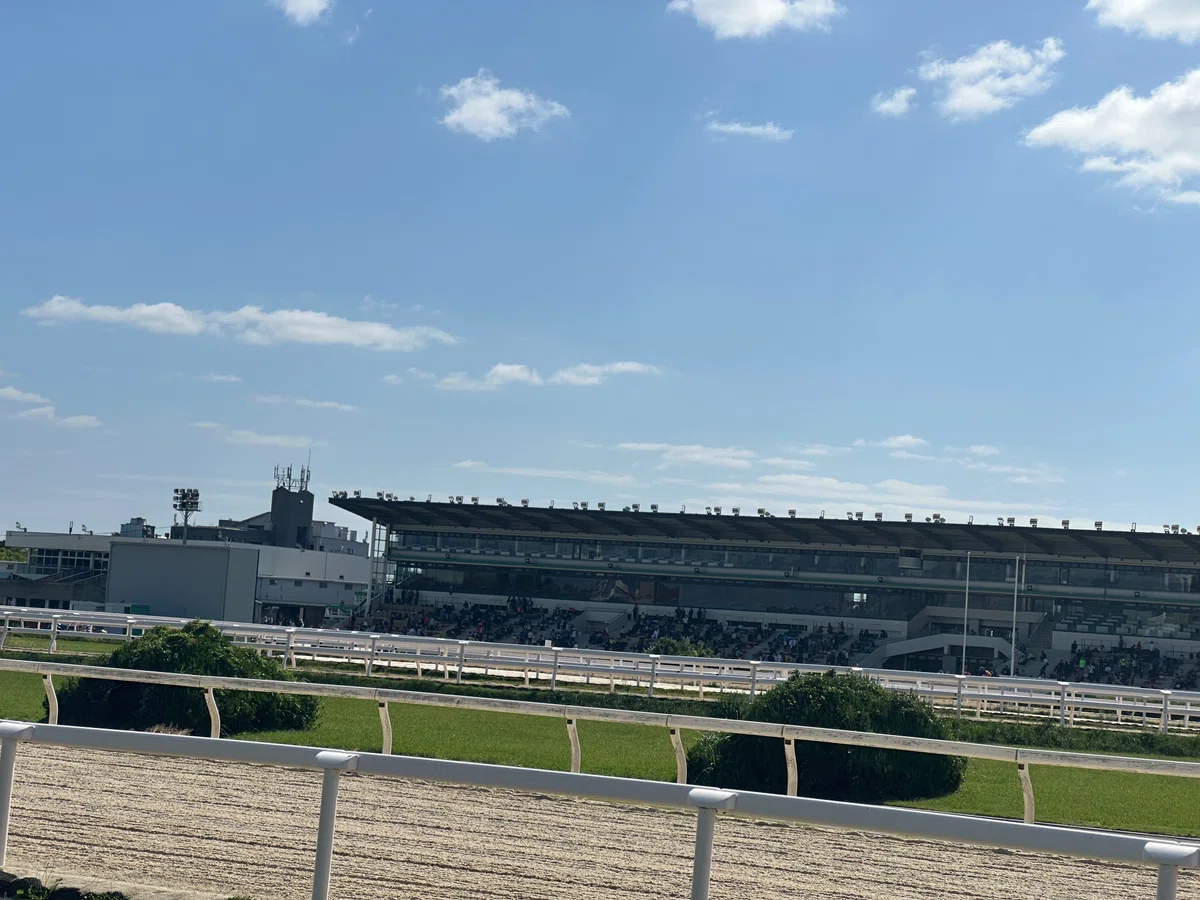 園田競馬場に走りにだって行く|ぽこ