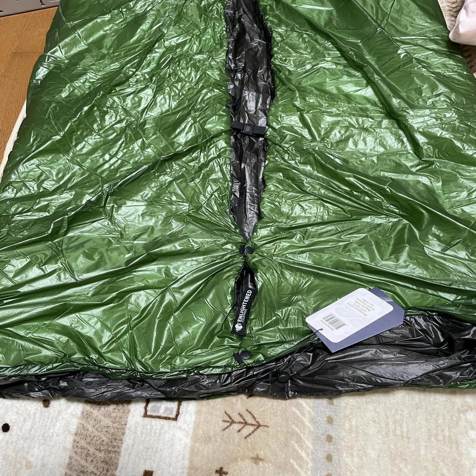 個人輸入で購入】 ENLIGHTENED EQUIPMENT （Revelation APEX Sleeping 