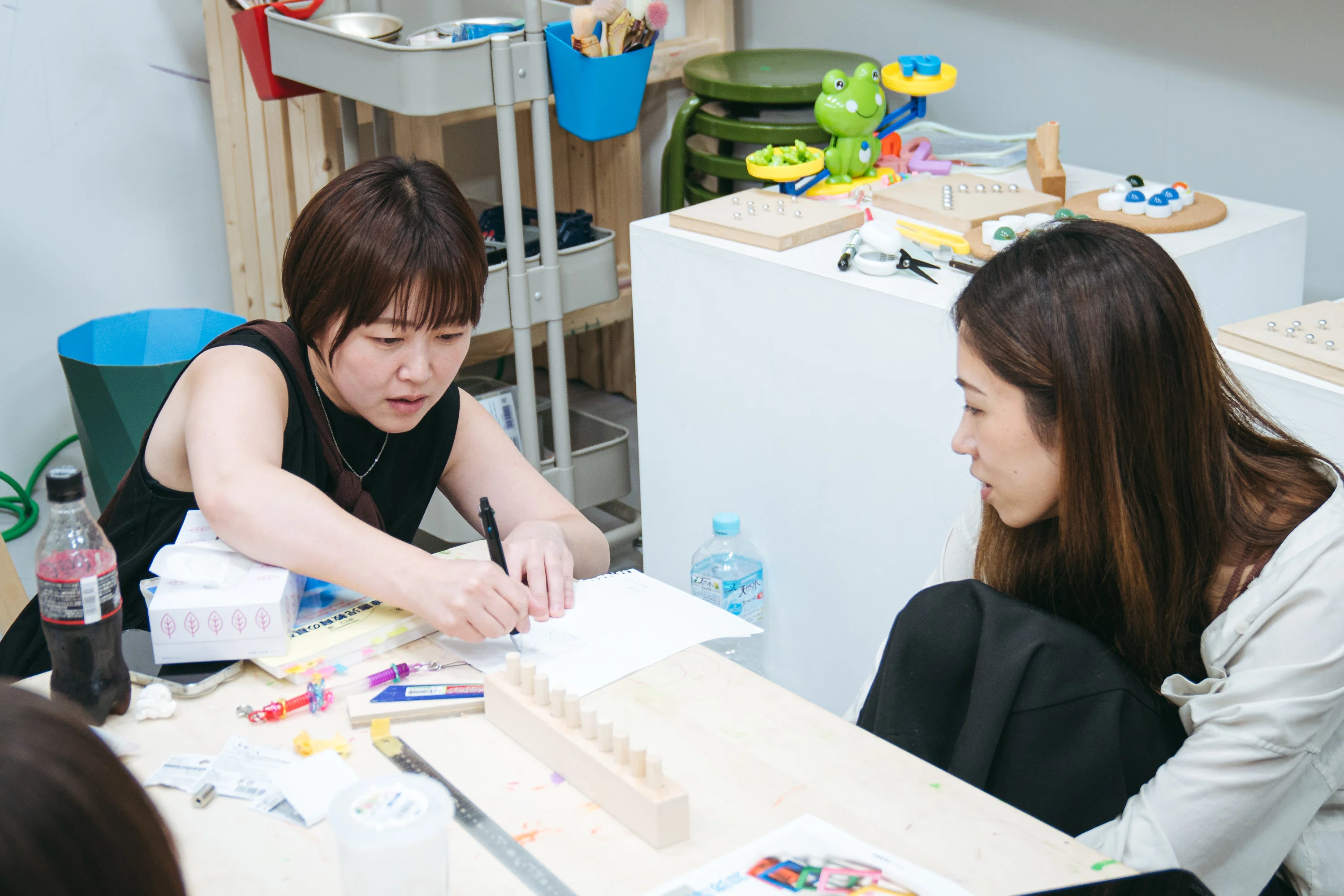 子どもたちから学び、互いに繋がる社会へ。北野ちゆきさんとoowaが