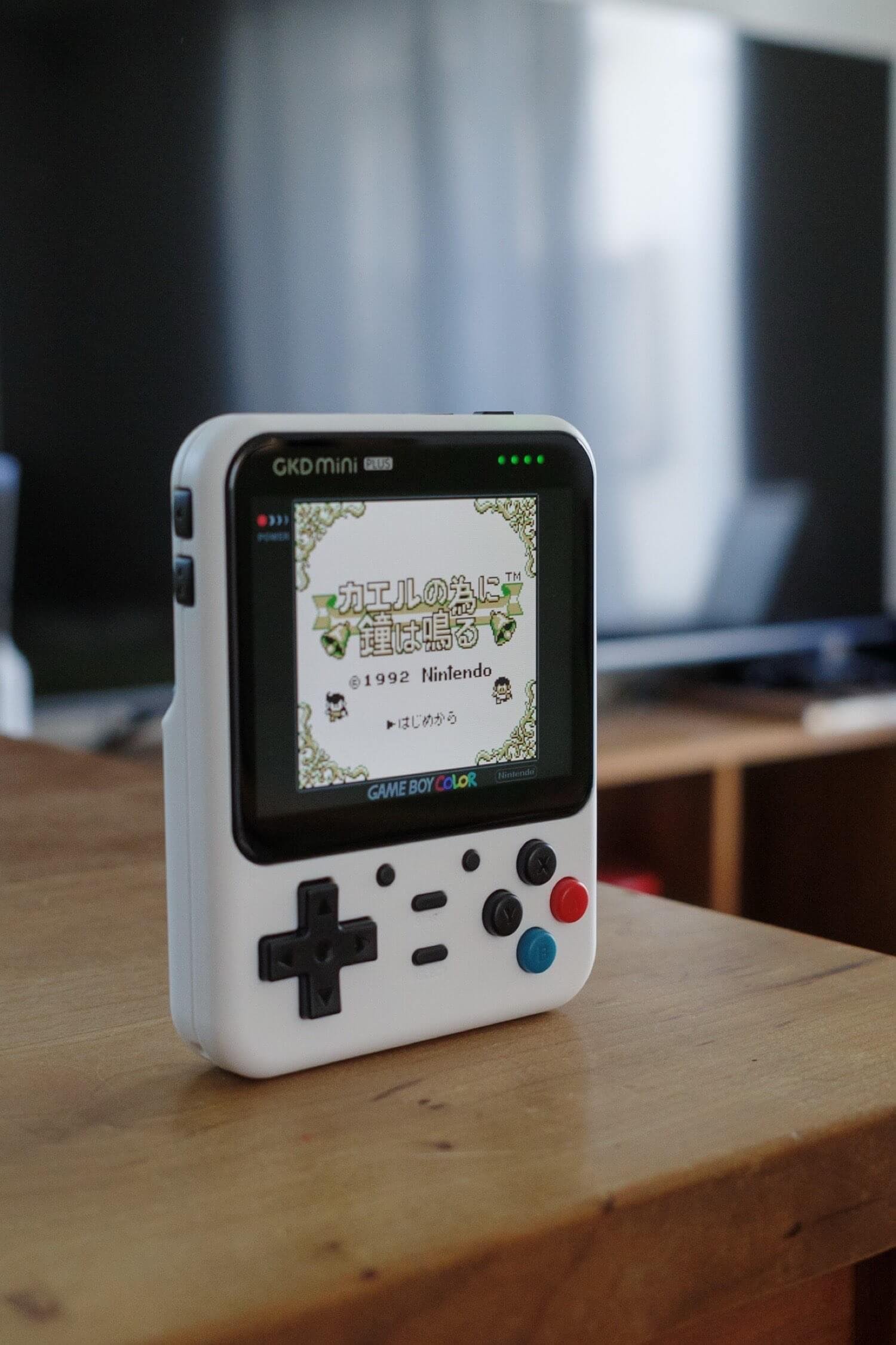 UNICO ポータブル ハンドヘルド ゲーム機　IGS名作15ゲーム収録　日本語 maxresdefault.jpg