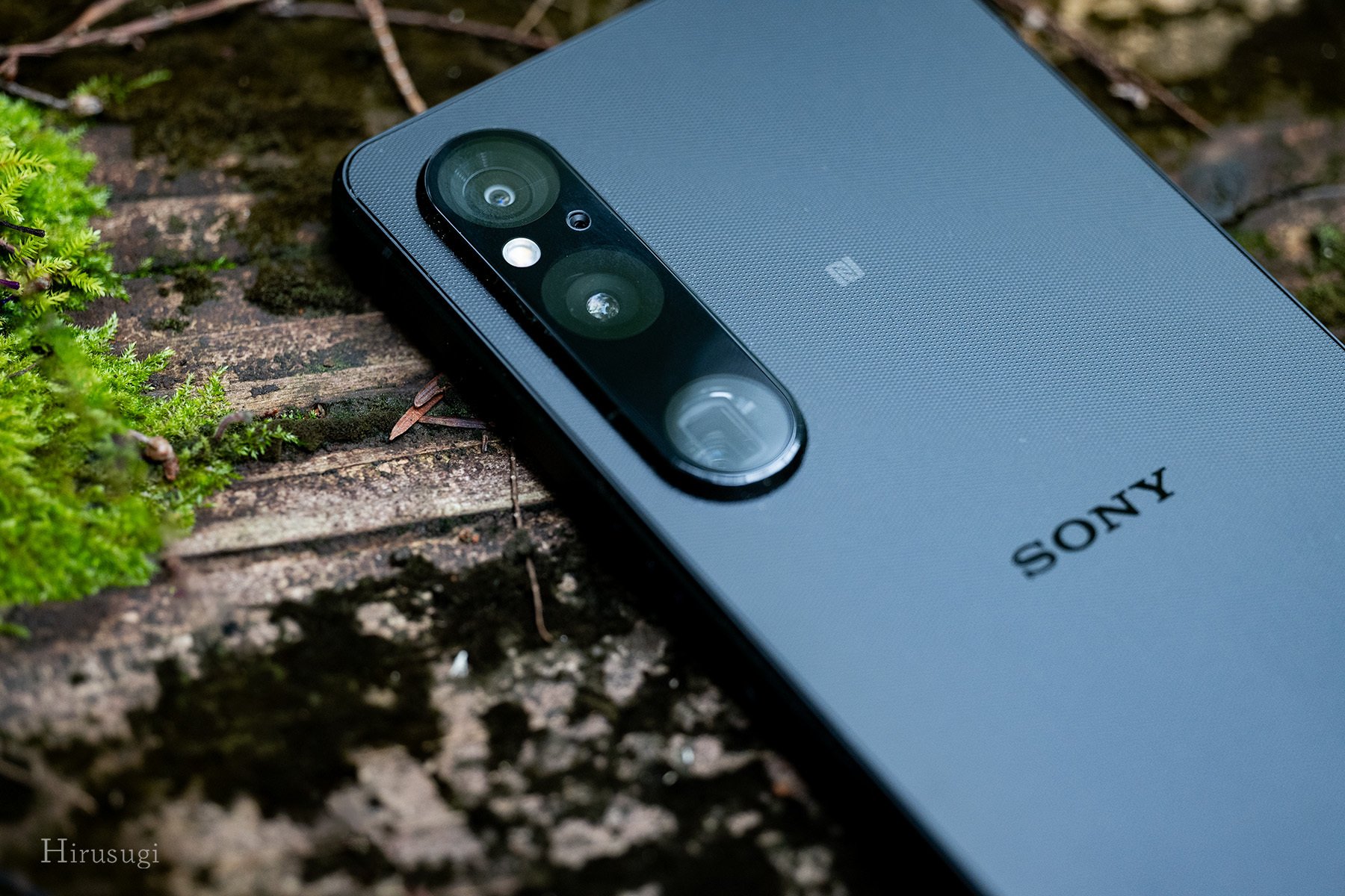 【美品】ソニー SONY α7R Ⅱ (純正バッテリー２個) シャッター枚数少 美品】ソニー SONY α7R Ⅱ (純正バッテリー2個) シャッター枚数