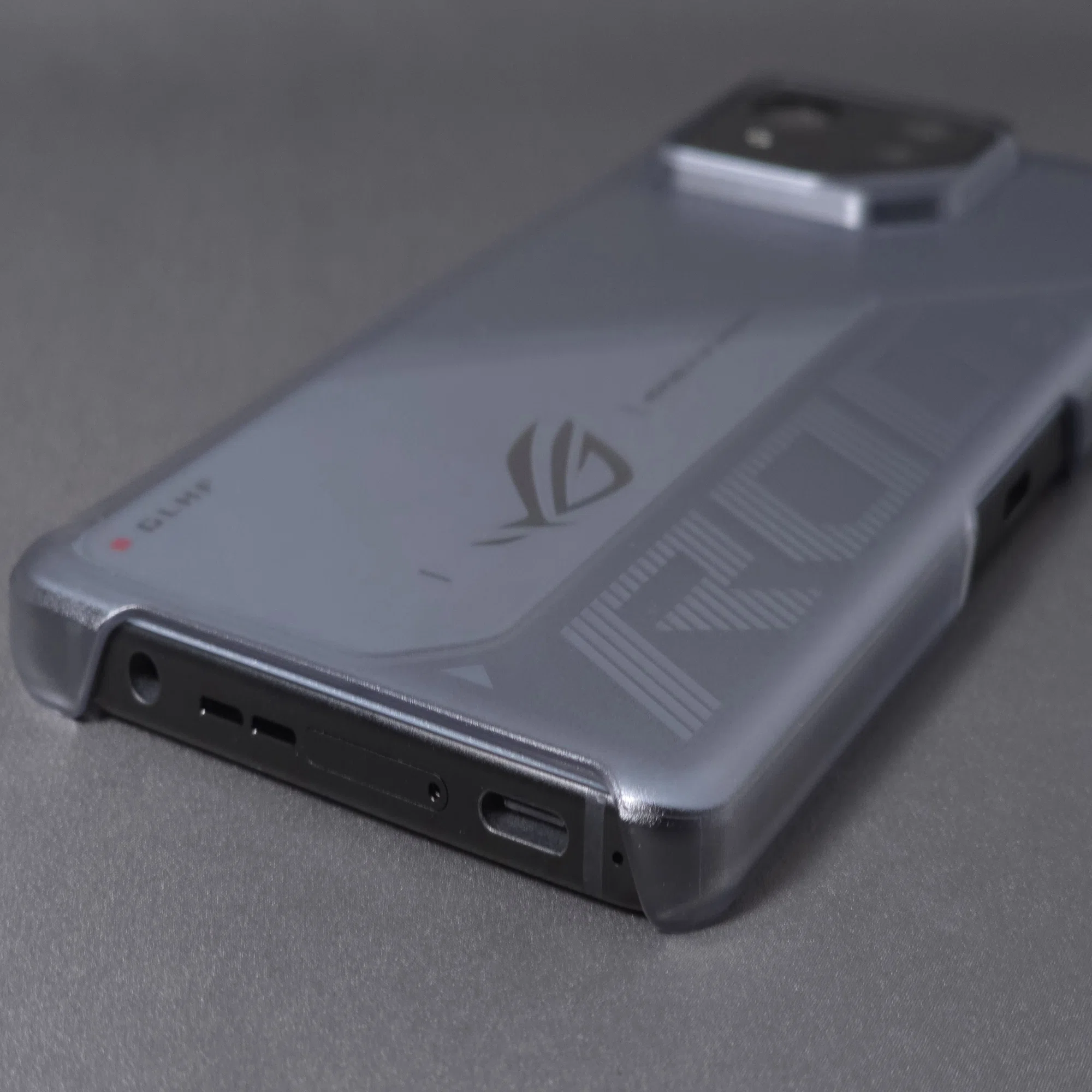 ROG Phone 8をレビュー|初めてのゲーミングスマホはカメラもけっこう 