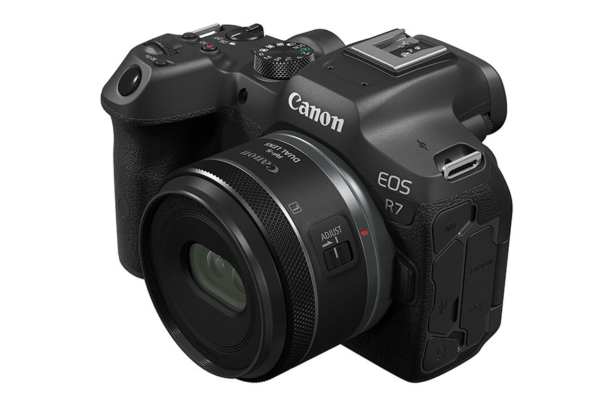 EOS R7に専用レンズ!3D動画特化のRF-S7.8mm F4 STM DUAL EOS R7に専用レンズ!3D動画特化のRF-S7.8mm F4 STM DUAL