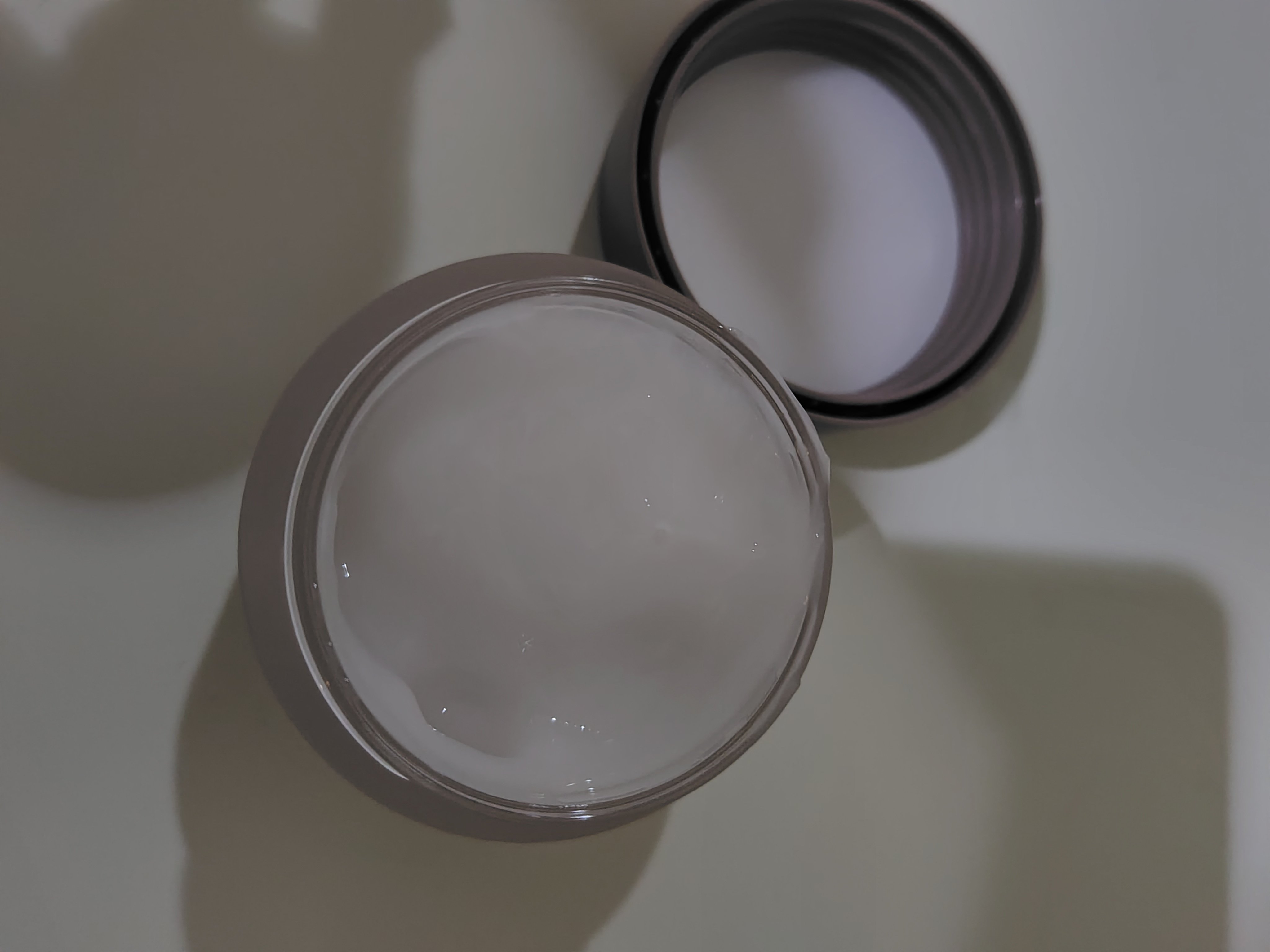 ビジョンの株主優待が届いた！KOSHIKA化粧水、乳液、ジェルをレビュー