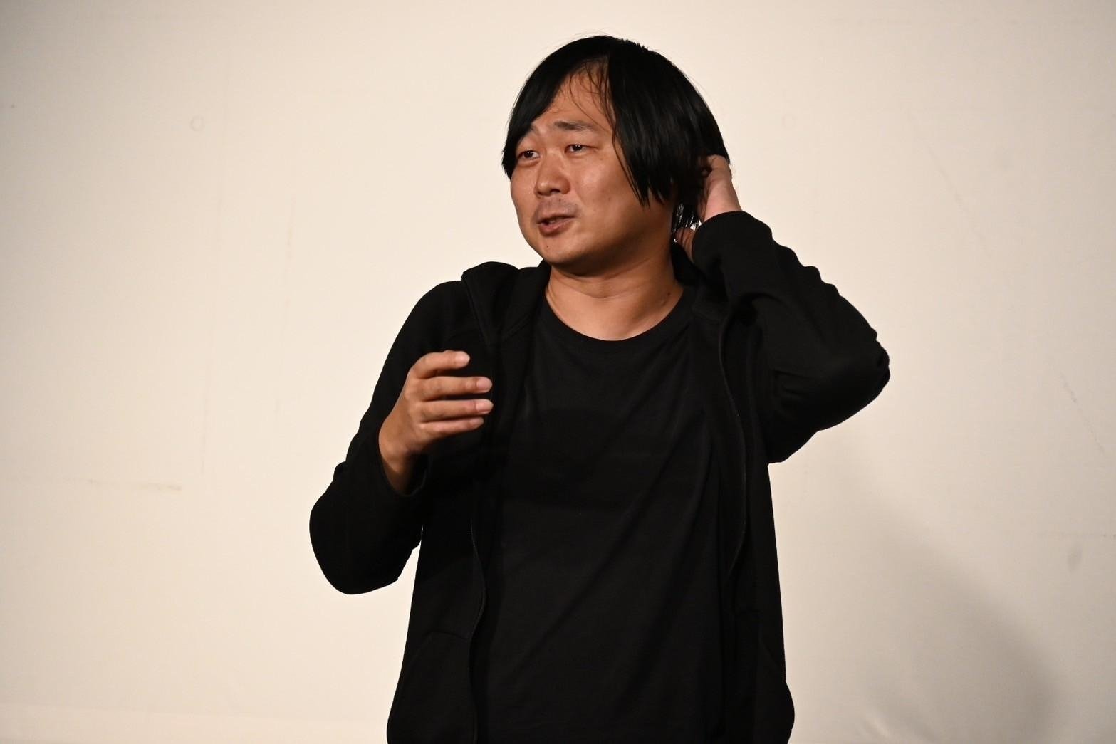 お笑いライブシーンの